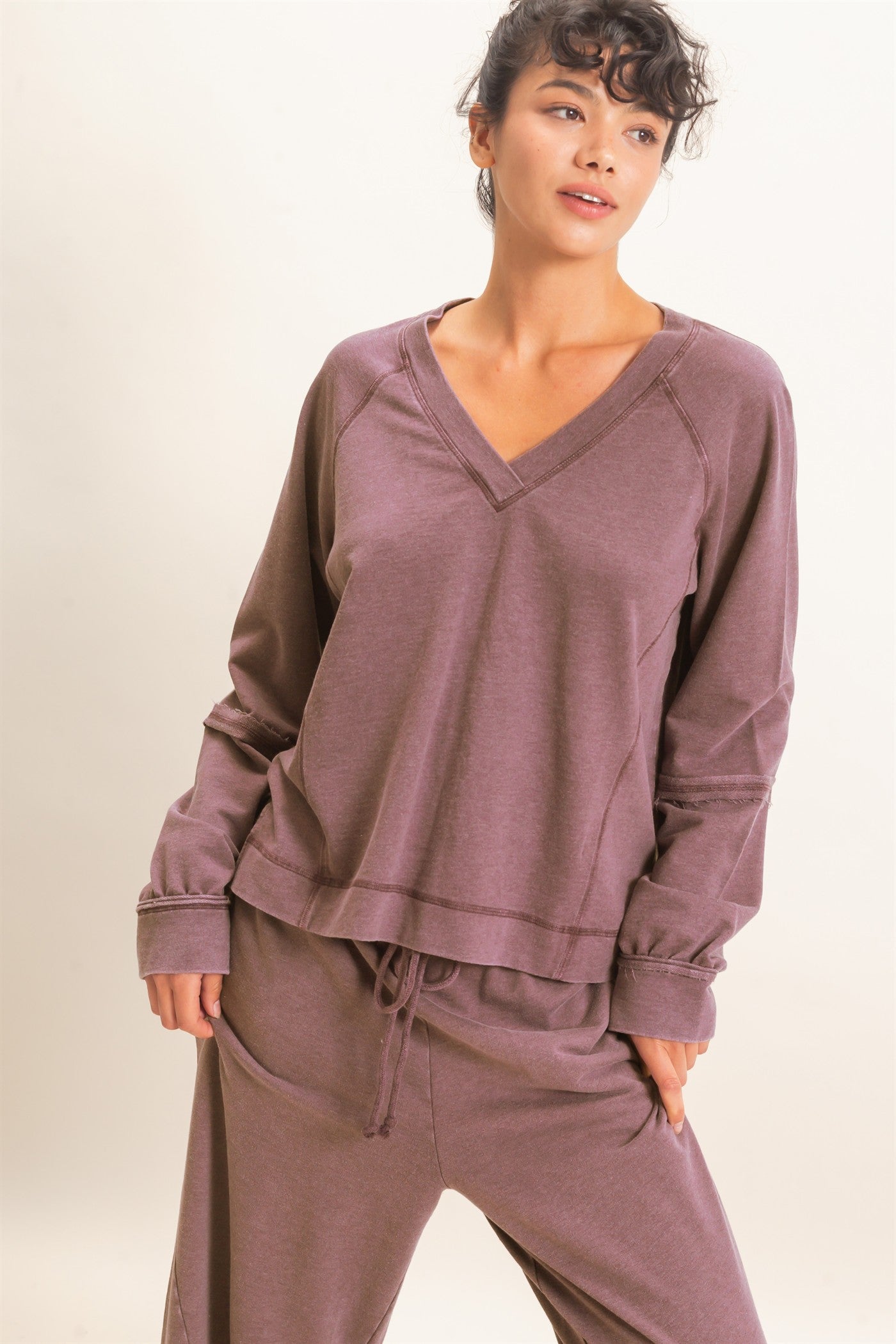 Wholesale Mineral Wash V-Neck Seam Detail Sweatshirt Sweatshirts DZ26F014 DARK BROWN DOUBLE ZERO