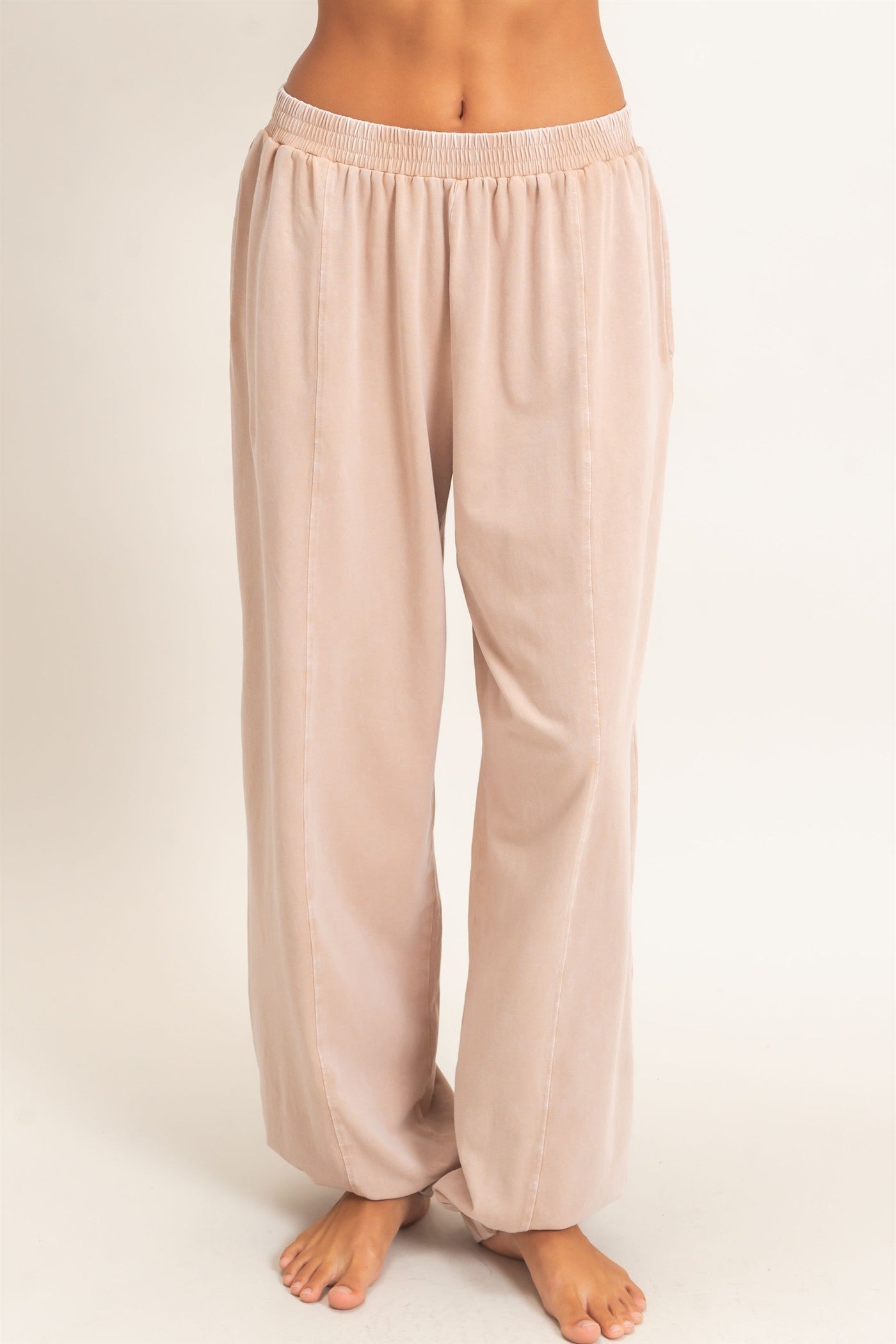 Wholesale Mineral Wash Elastic Waist Jogger Pants Joggers DZ26F405 DARK TAUPE DOUBLE ZERO