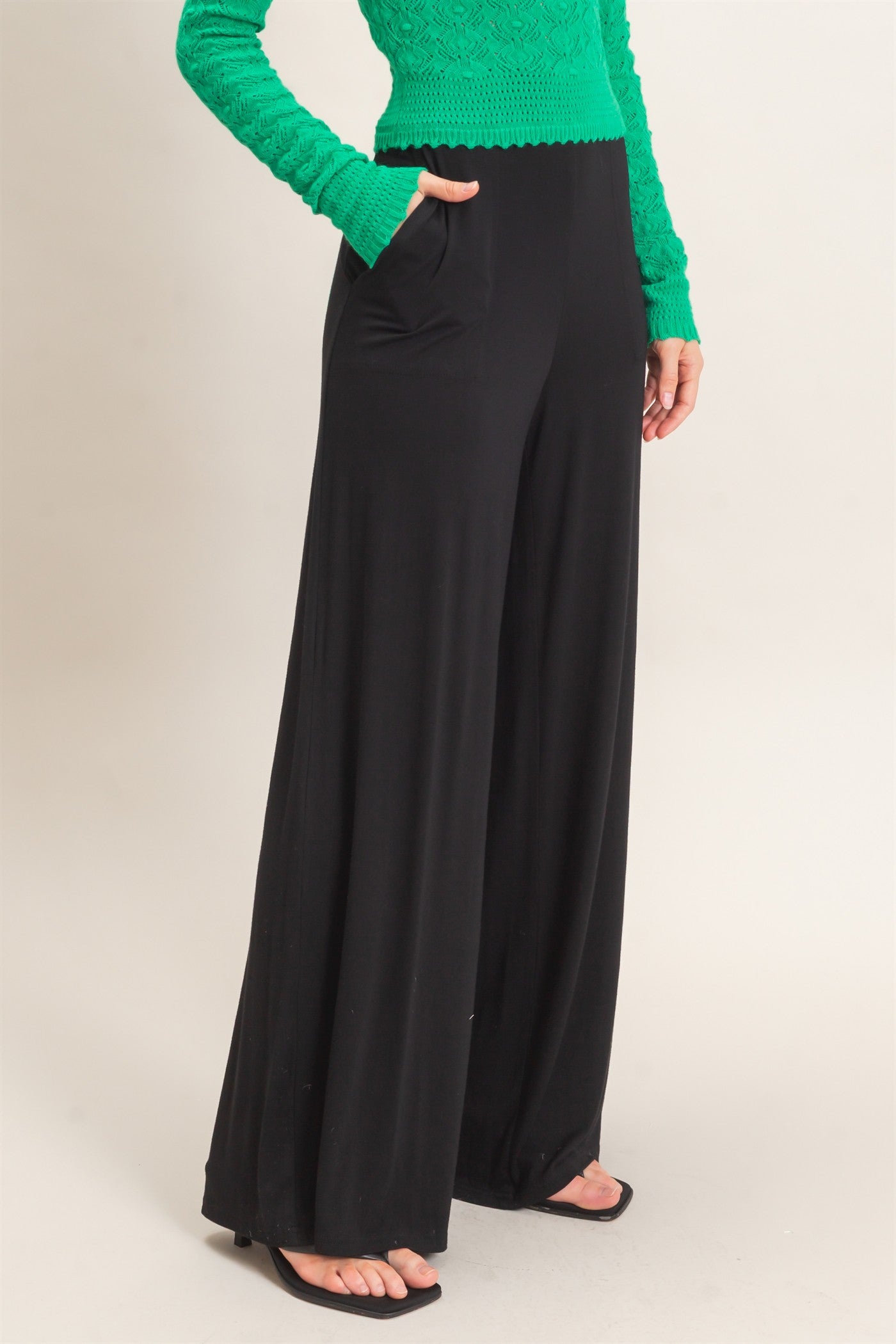 Wholesale Wide-Leg Elastic Waist Pants Pants HF26F299-D BLACK HYFVE