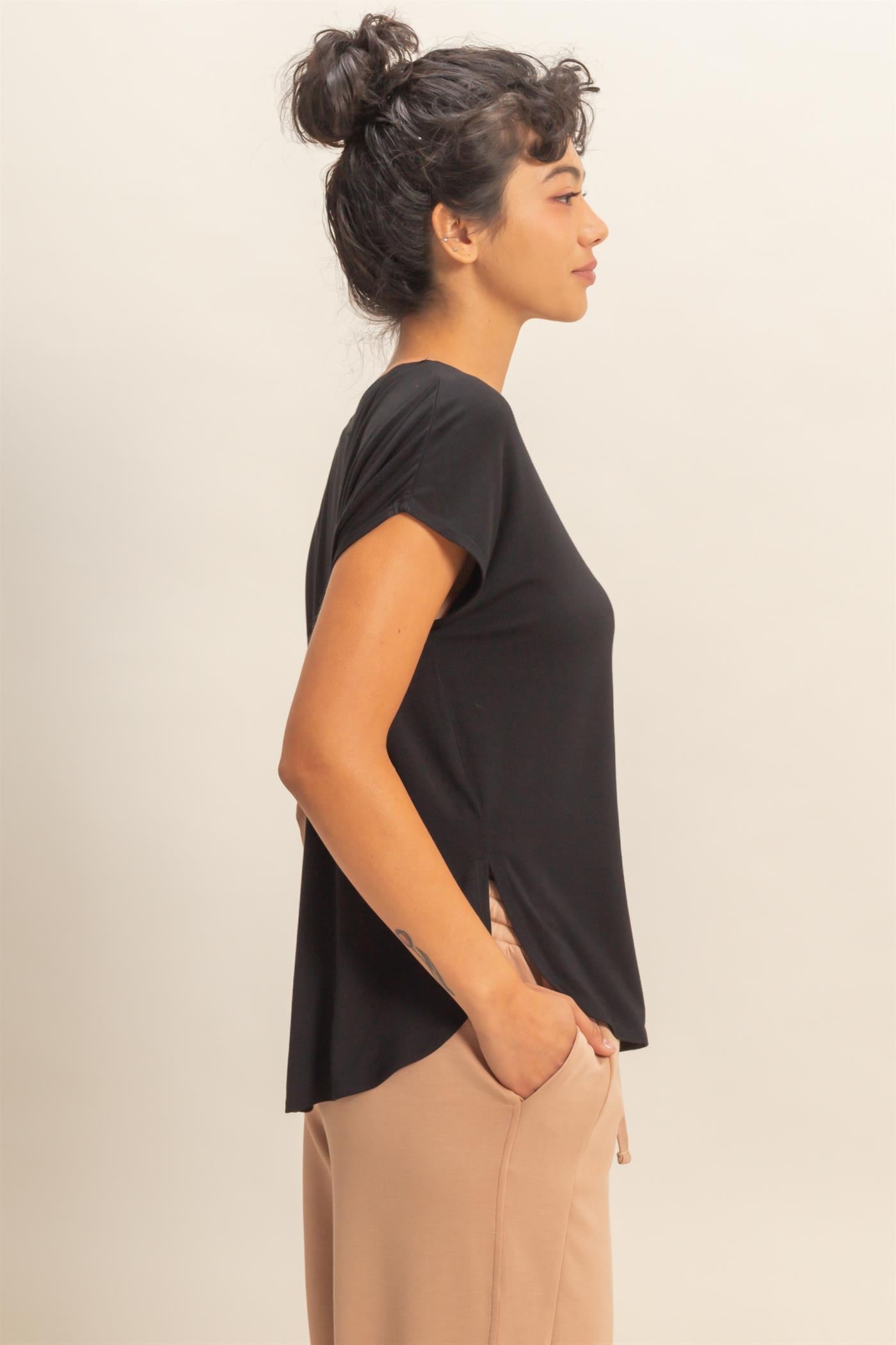Wholesale Relaxed Dolman Short Sleeve  Round Neck Top Shirts DZ26A270 BLACK DOUBLE ZERO