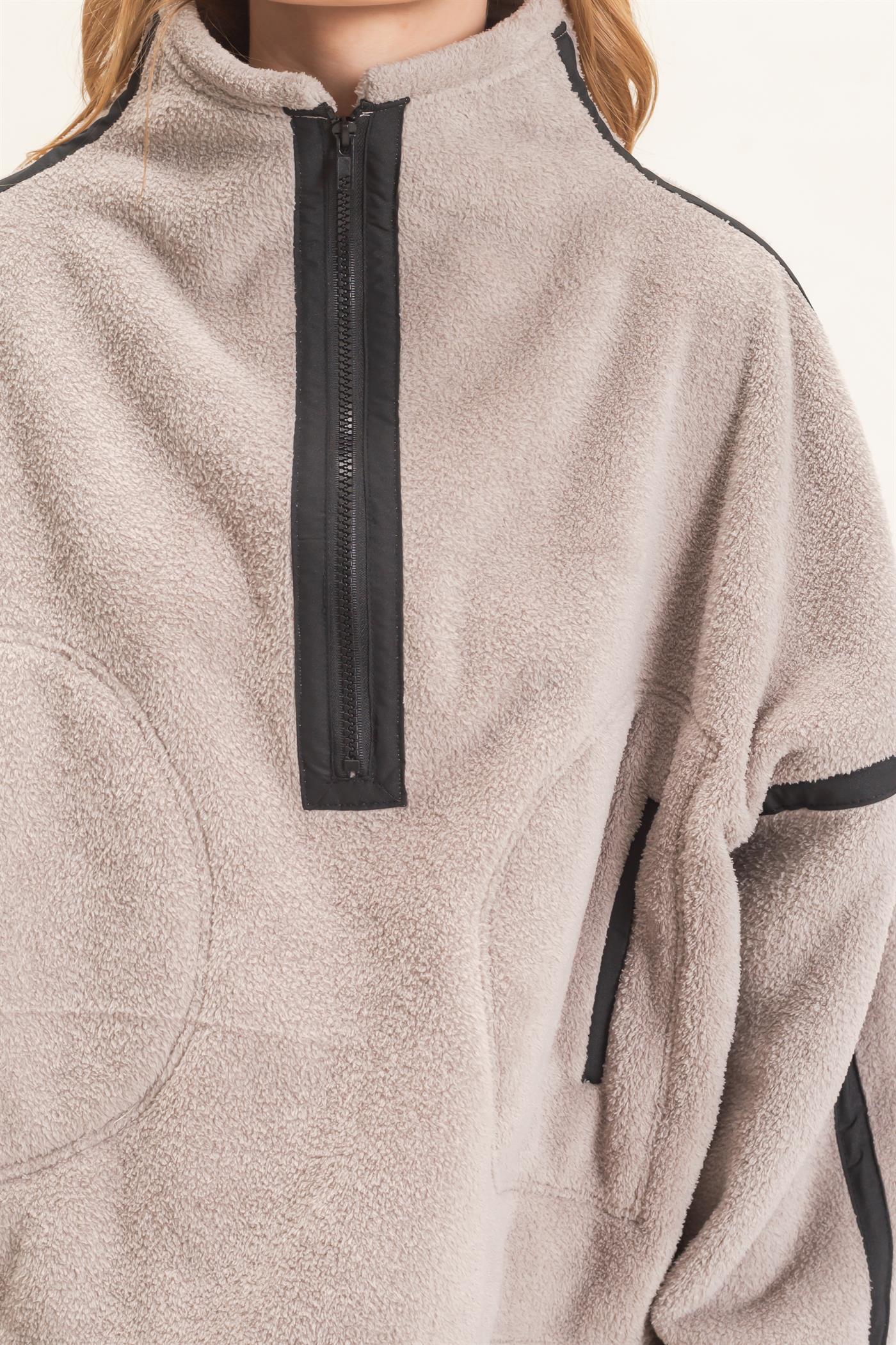 Wholesale Contrast Trim Half-Zip Fleece Pullover Outerwear HF26F206-D GRAY HYFVE