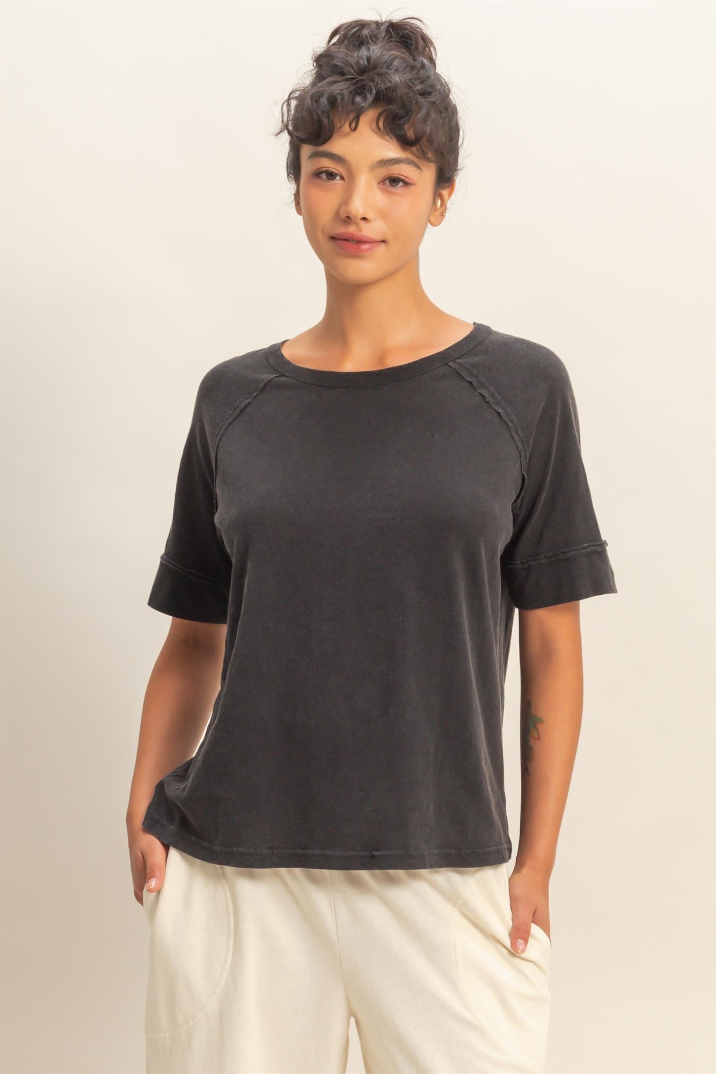 Wholesale Acid Wash Raw Seam Raglan Short Sleeve Tee Clothing Tops DZ26A655 BLACK HYFVE
