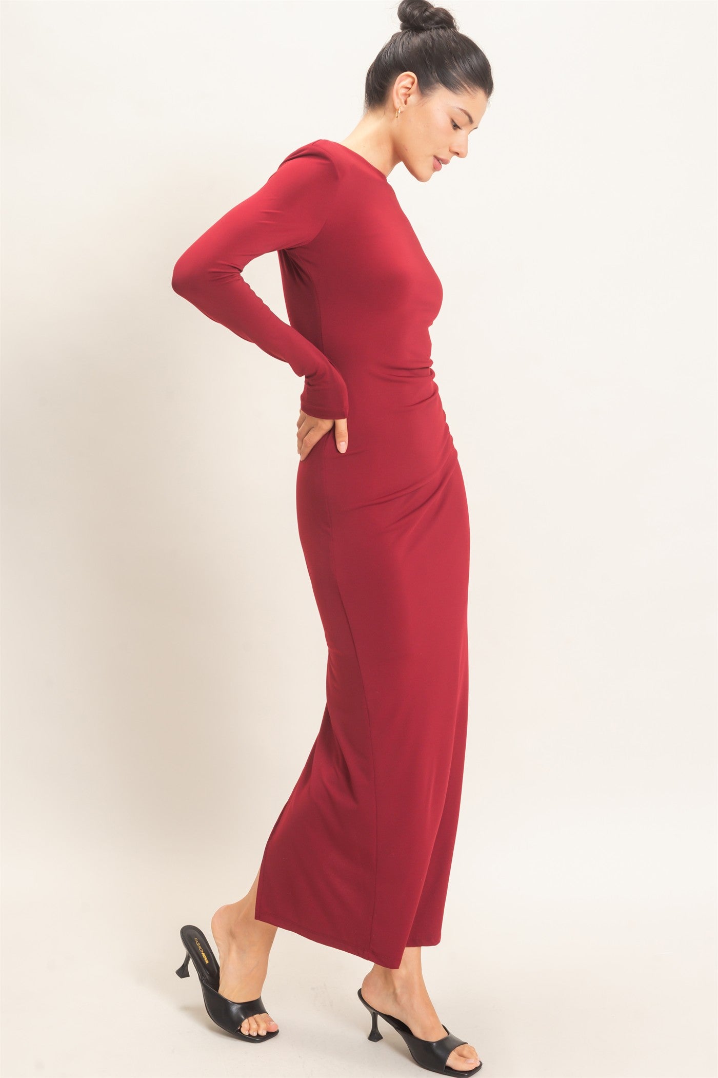 Wholesale Ruched Long Sleeve Open Back Midi Dress Dresses HF26F118 DARK RED HYFVE