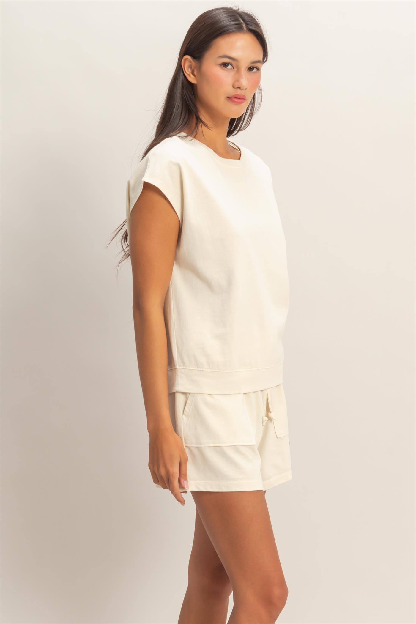 Wholesale Sleeveless Crew Neck Top and Shorts Set Clothing DZ26A028-SET ALPACA DOUBLE ZERO