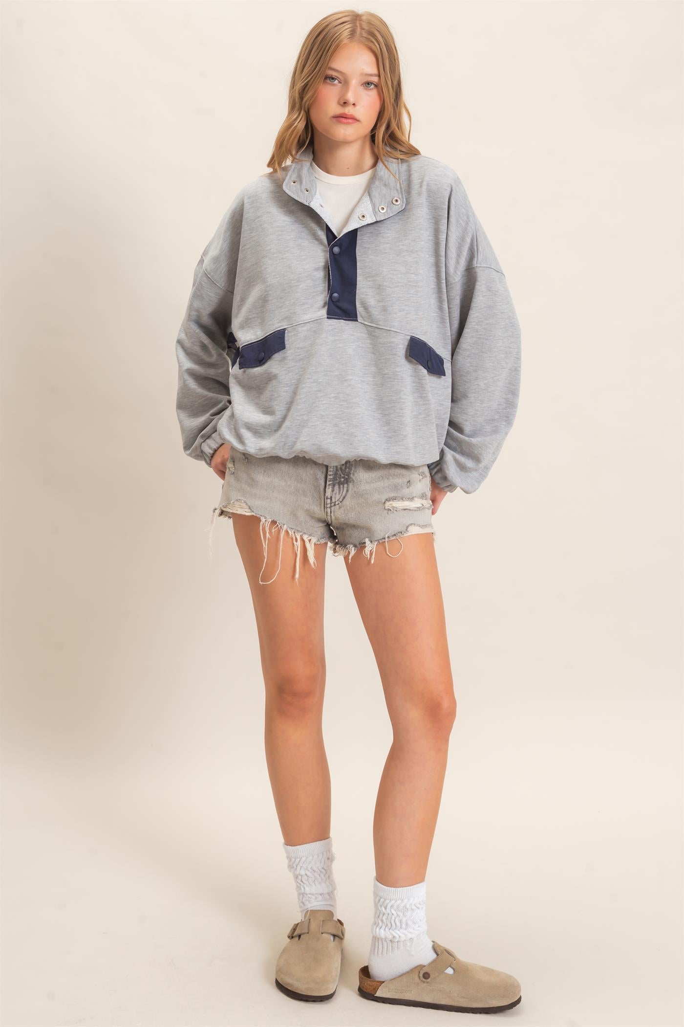 Wholesale Contrast Button-Up Collar Top Clothing Tops HF26C875 HEATHER GRAY HYFVE