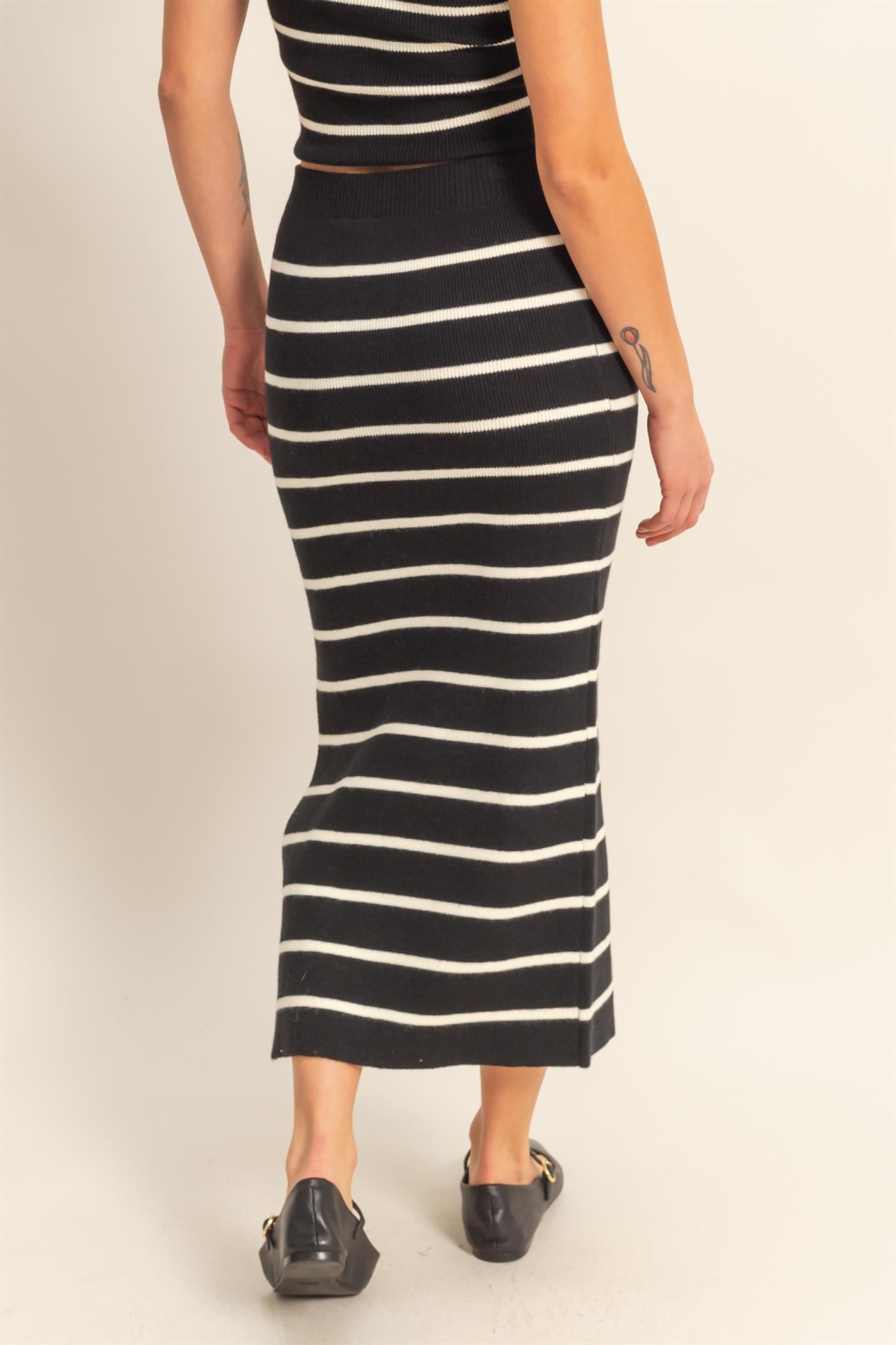 Wholesale Striped High Waist Bodycon Sweater Skirt Skirts DZ25A637 CREAM/BLACK DOUBLE ZERO