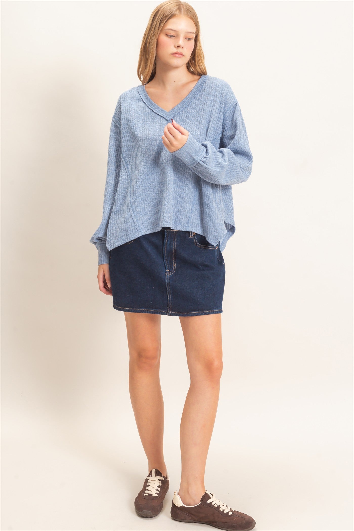 Wholesale Ribbed V-Neck Knit Top Shirts HF26F351 BLUE HYFVE