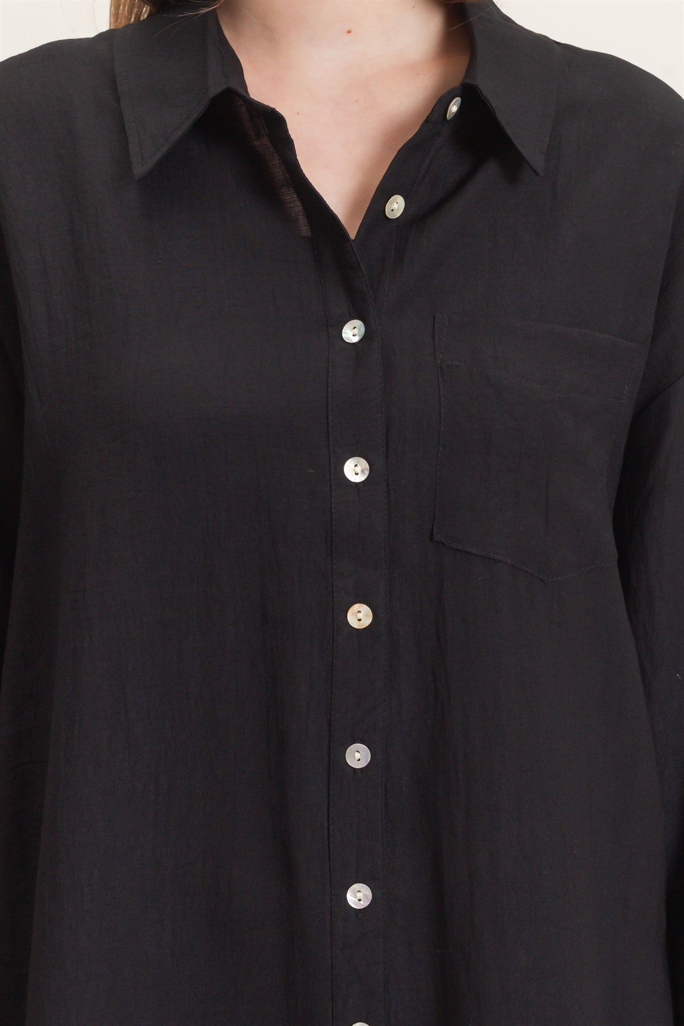 Wholesale Crinkled Button-Up Shirt Clothing Tops HF26E691 BLACK HYFVE
