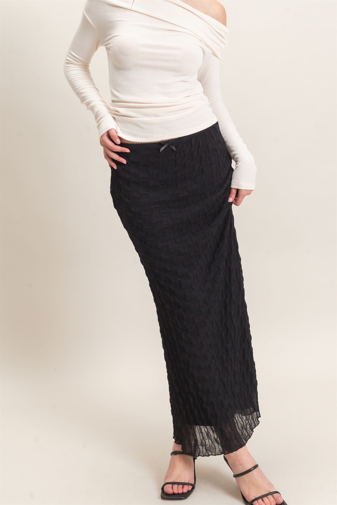 Wholesale Textured Maxi Skirt Skirts HF26F074 BLACK HYFVE