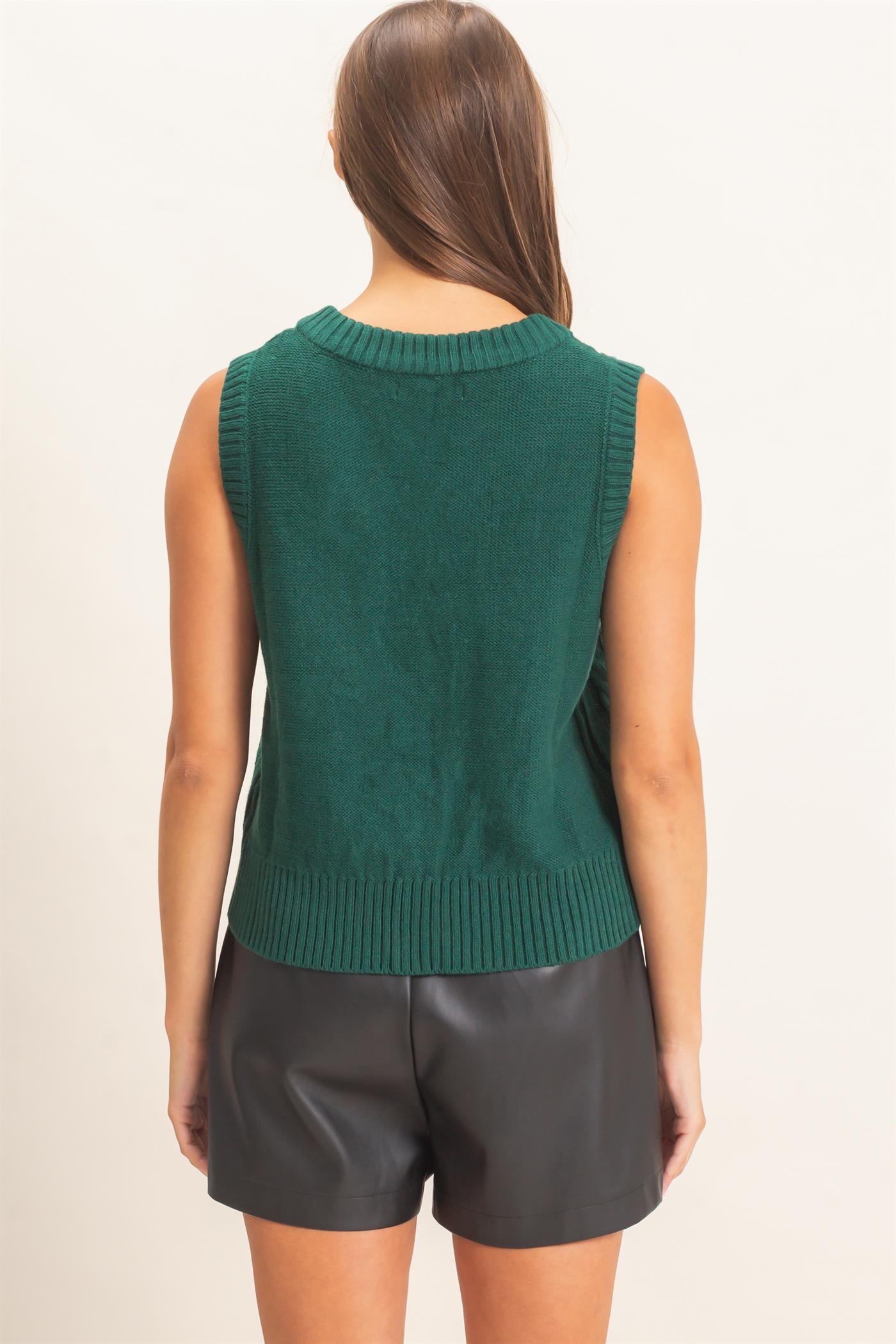Wholesale Cable Knit V-Neck Sweater Vest Sweaters DZ26E548 DARK GREEN DOUBLE ZERO
