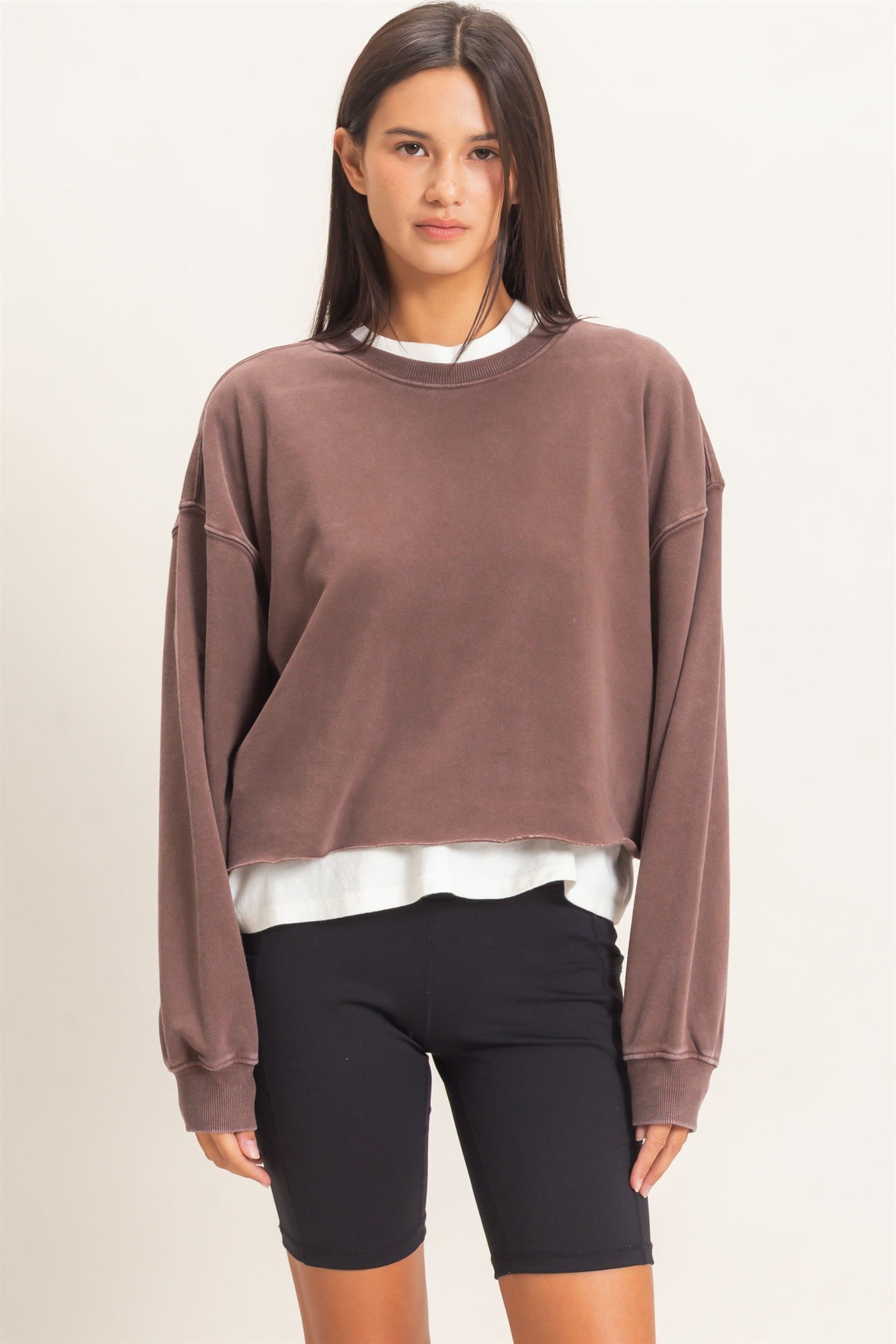 Wholesale Mineral Wash Raw Hem Cropped Sweatshirt Sweatshirts DZ26C968 DARK BROWN DOUBLE ZERO