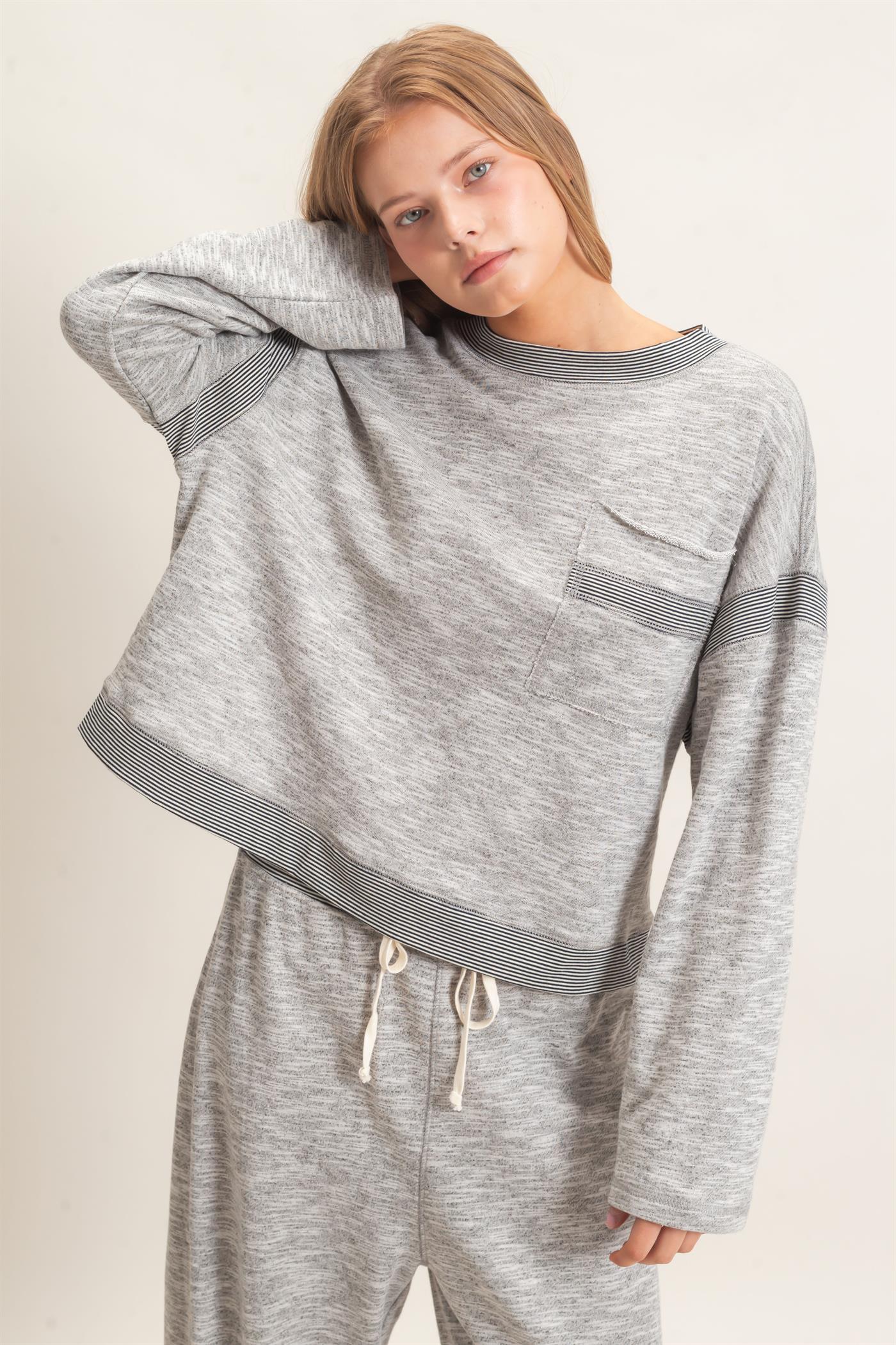 Wholesale Striped Trim Pocket Sweatshirt Sweatshirts HF26E557 HEATHER GRAY HYFVE