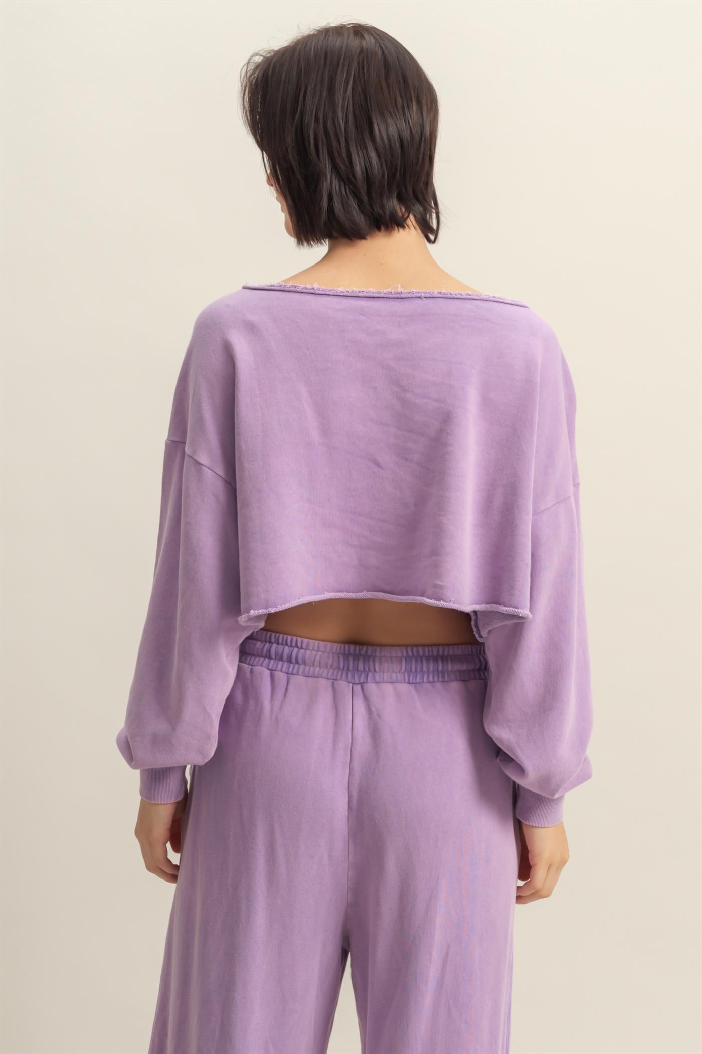 Wholesale Frayed Detail Long Sleeve Crop Top Sweatshirts DZ25A776 WISTERIA DOUBLE ZERO