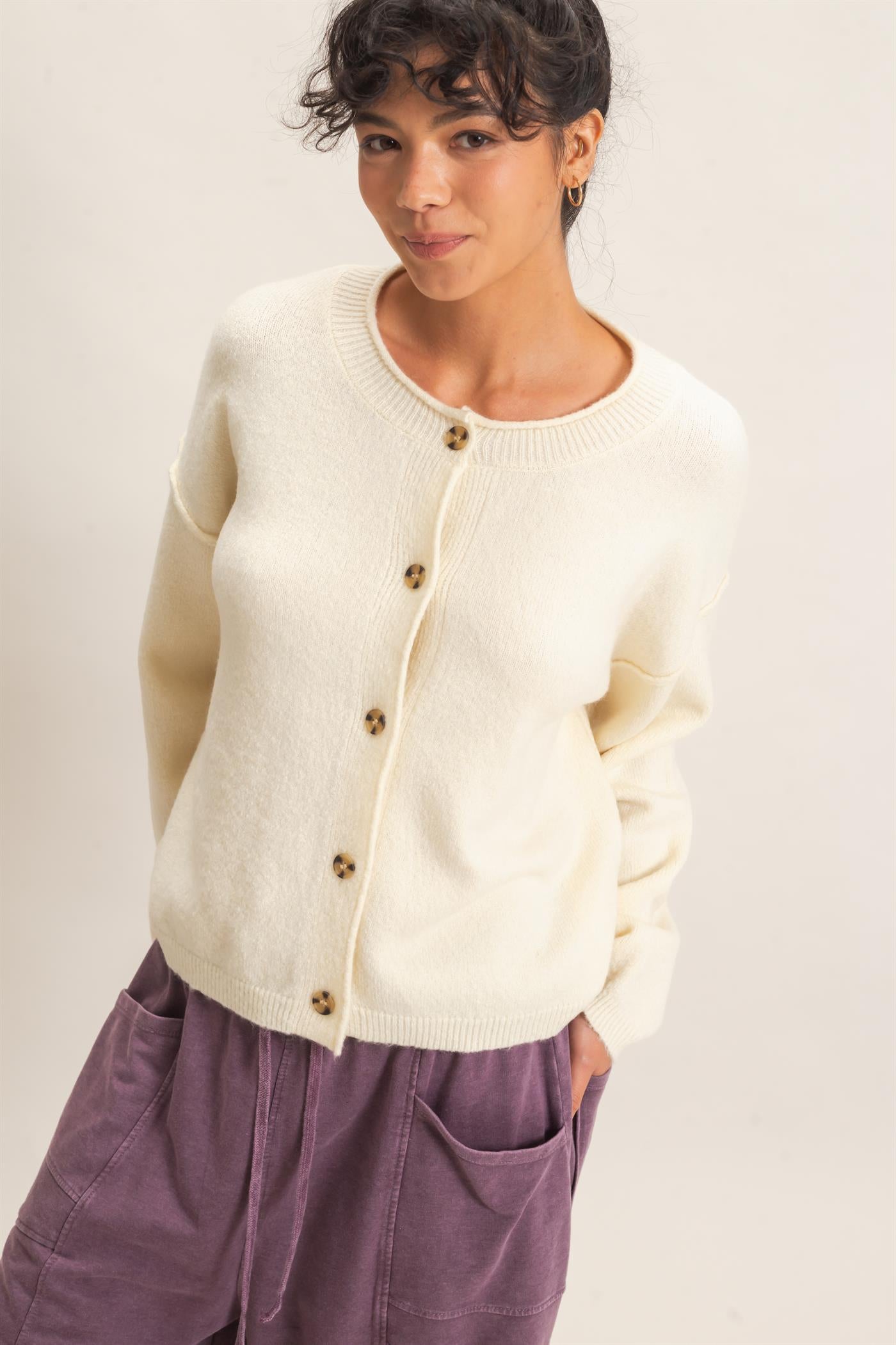Wholesale Crew Neck Loose Fit Cardigan Cardigans DZ26E269 CREAM DOUBLE ZERO