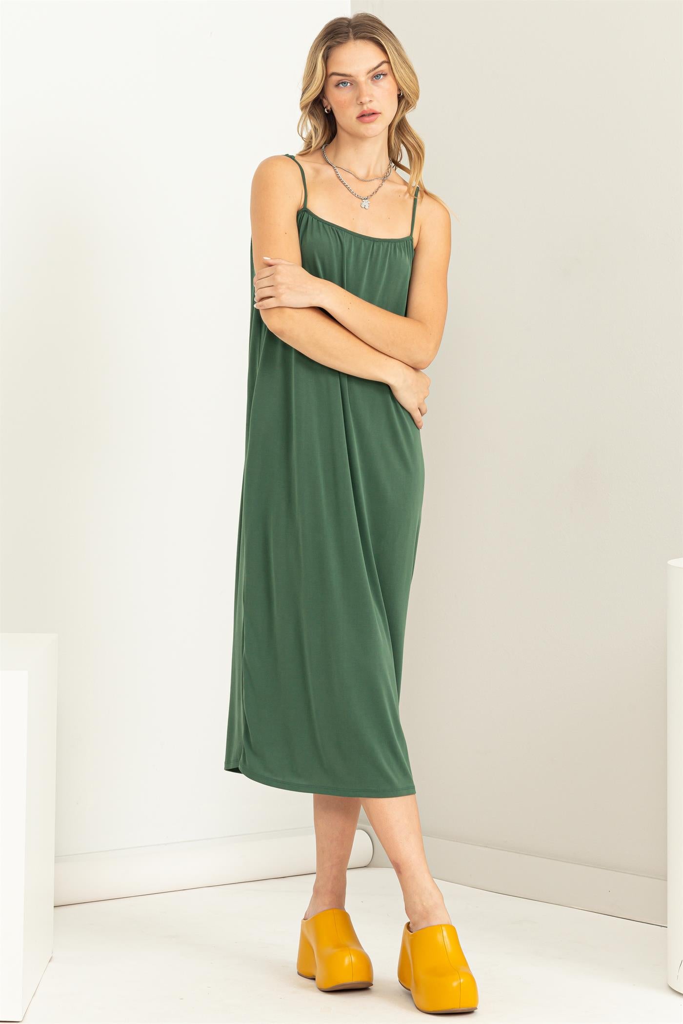Wholesale Extra Love Tie-Back Midi Dress Dresses DZ22G696 HUNTER GREEN DOUBLE ZERO