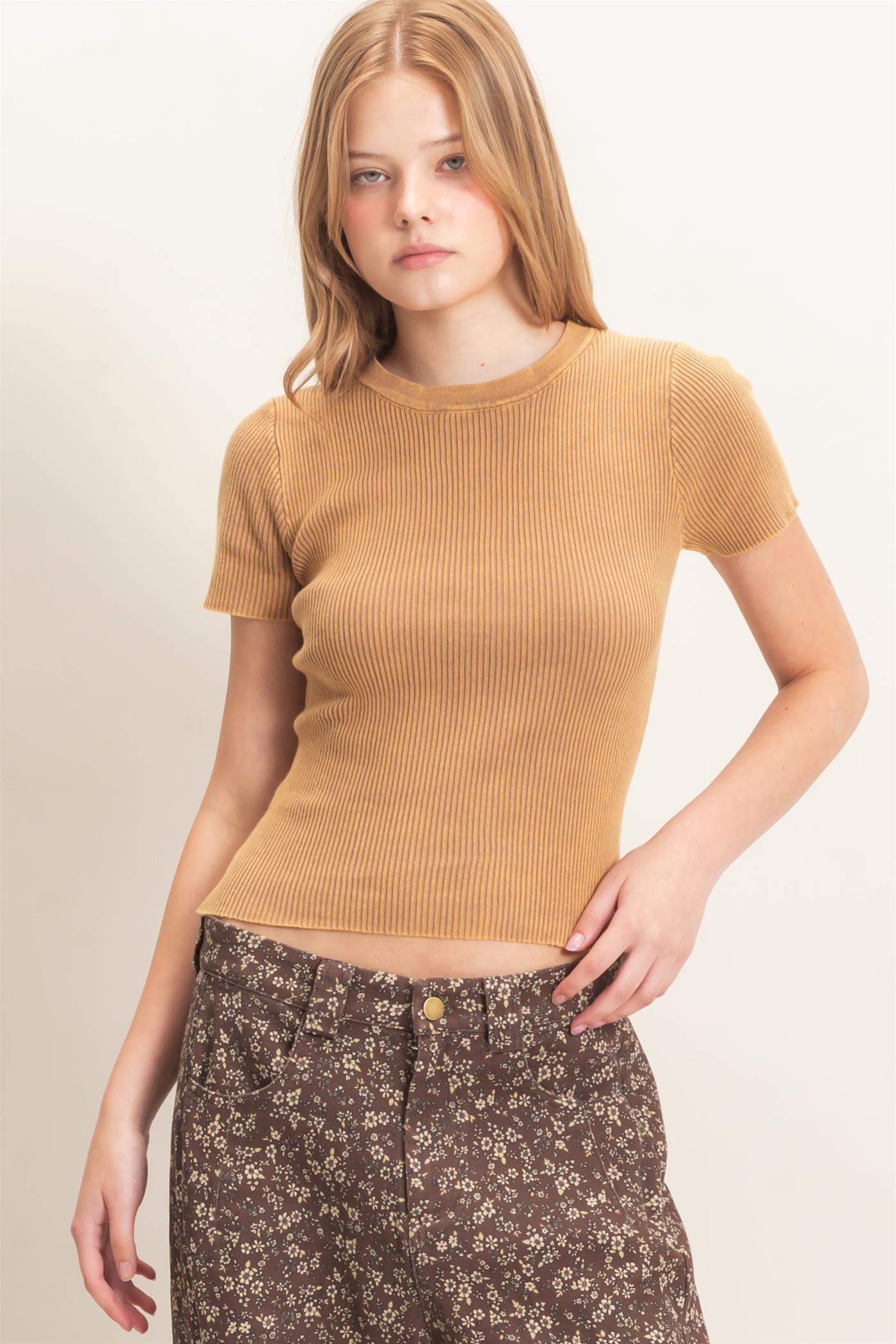 Wholesale Ribbed Crew Neck Top Clothing Tops HF26E473 WARM TAUPE HYFVE