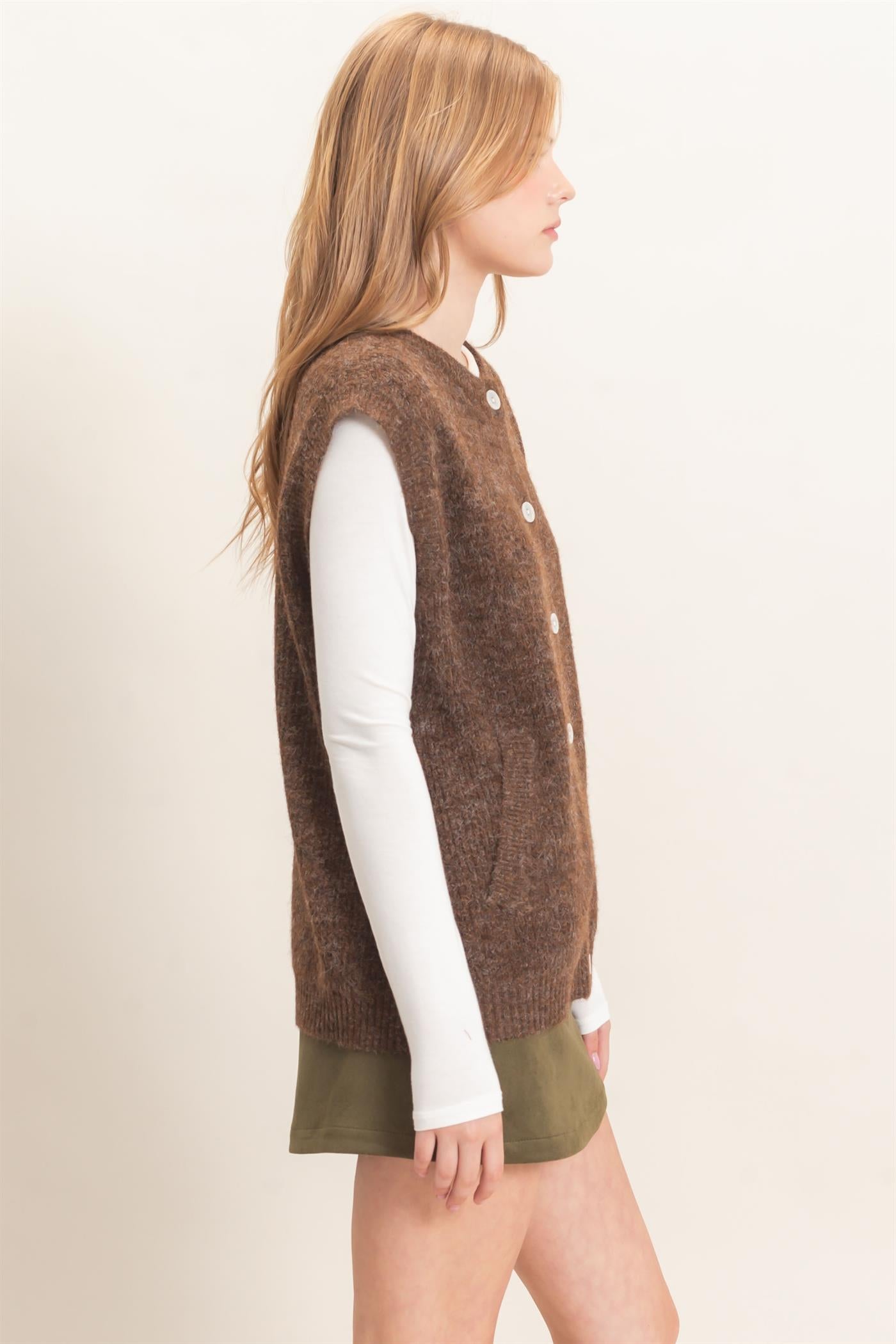 Wholesale Sleeveless Button-Up Sweater Vest Sweaters HF26E304 CHESTNUT HYFVE