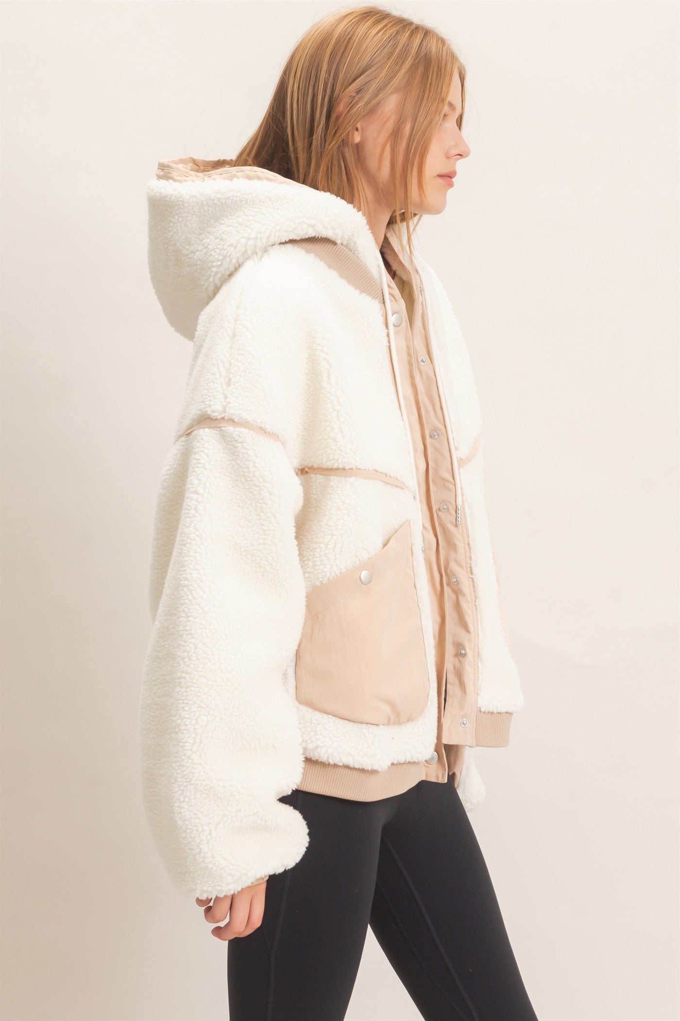 Wholesale Contrast Panel Sherpa Hooded Jacket Hoodies HF26E989 WHIP CREAM HYFVE