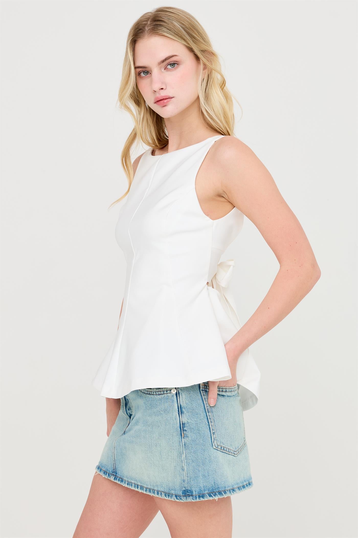 Wholesale Sleeveless Open Back Peplum Top Clothing Tops HF26A292 WHITE HYFVE