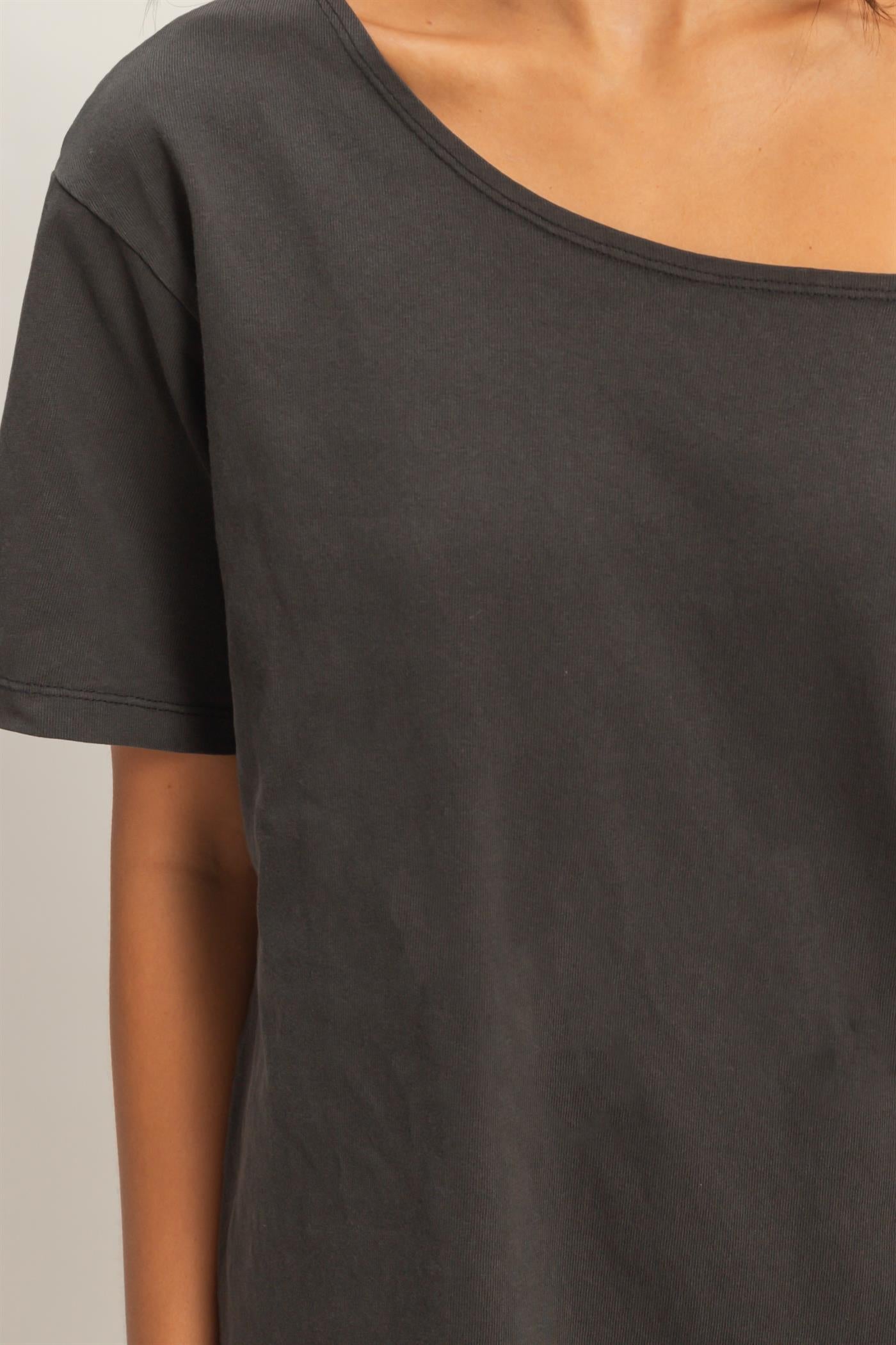 Wholesale Boat Neck Short Sleeve Basic Tee Clothing Tops DZ25E242 BLACK DOUBLE ZERO