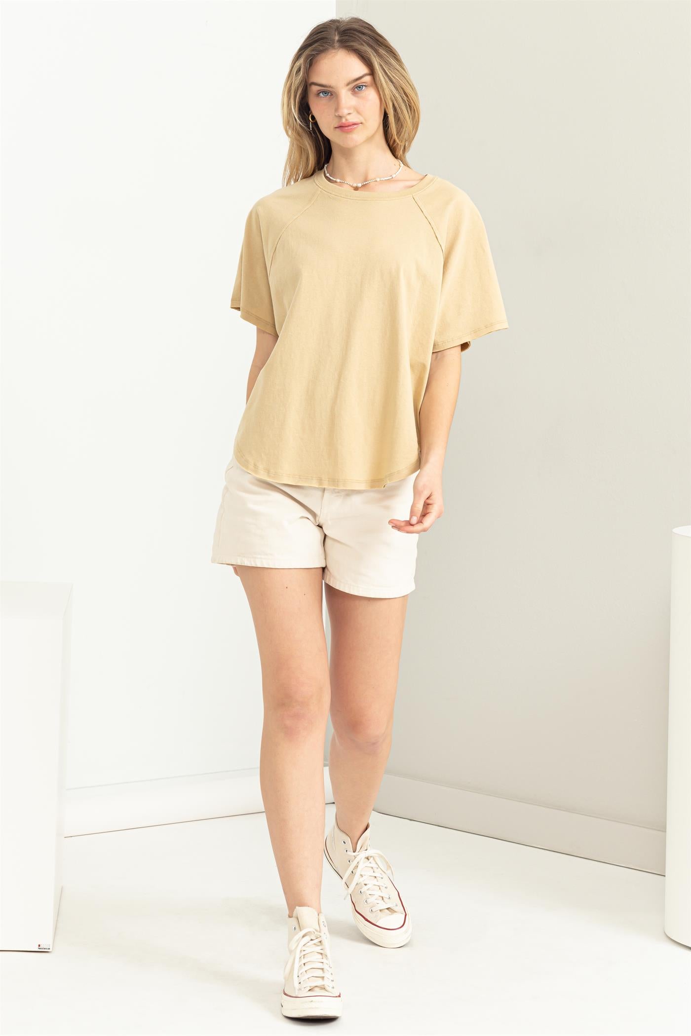 Wholesale Round Neck Curved Hem Short Sleeve T Shirt Clothing Tops DZ23C325 CAFFE LATTE HYFVE