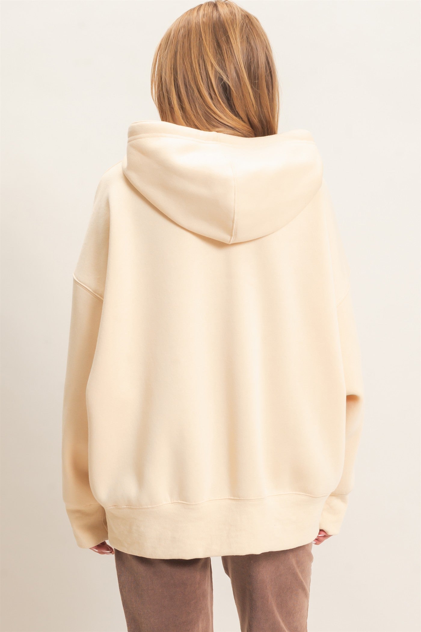 Wholesale Enzyme Wash Drop Shoulder Hoodie Hoodies HF26E235 CREAM HYFVE
