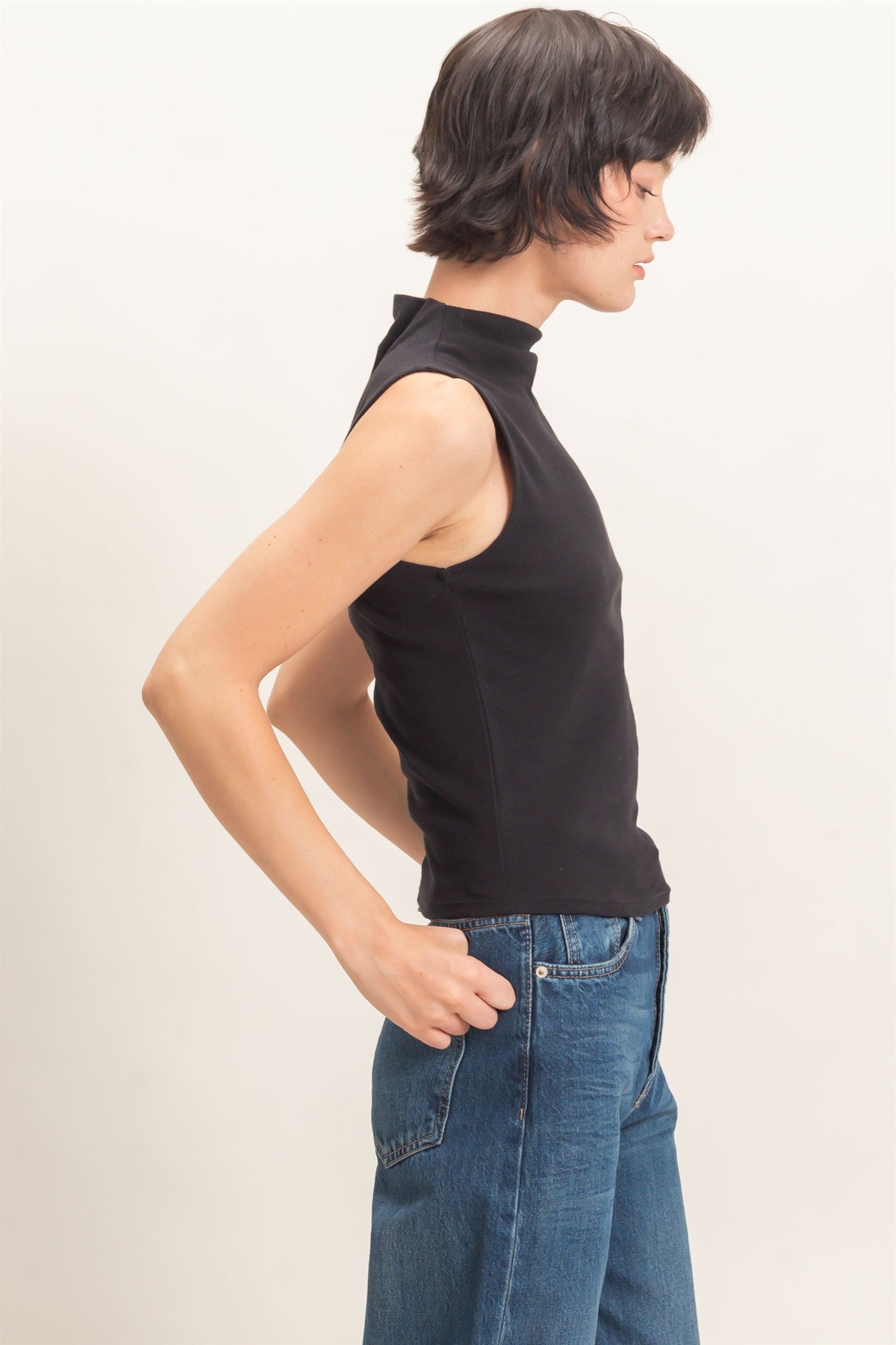 Wholesale Sleeveless Mock Neck Top Clothing Tops DZ26E397 BLACK DOUBLE ZERO