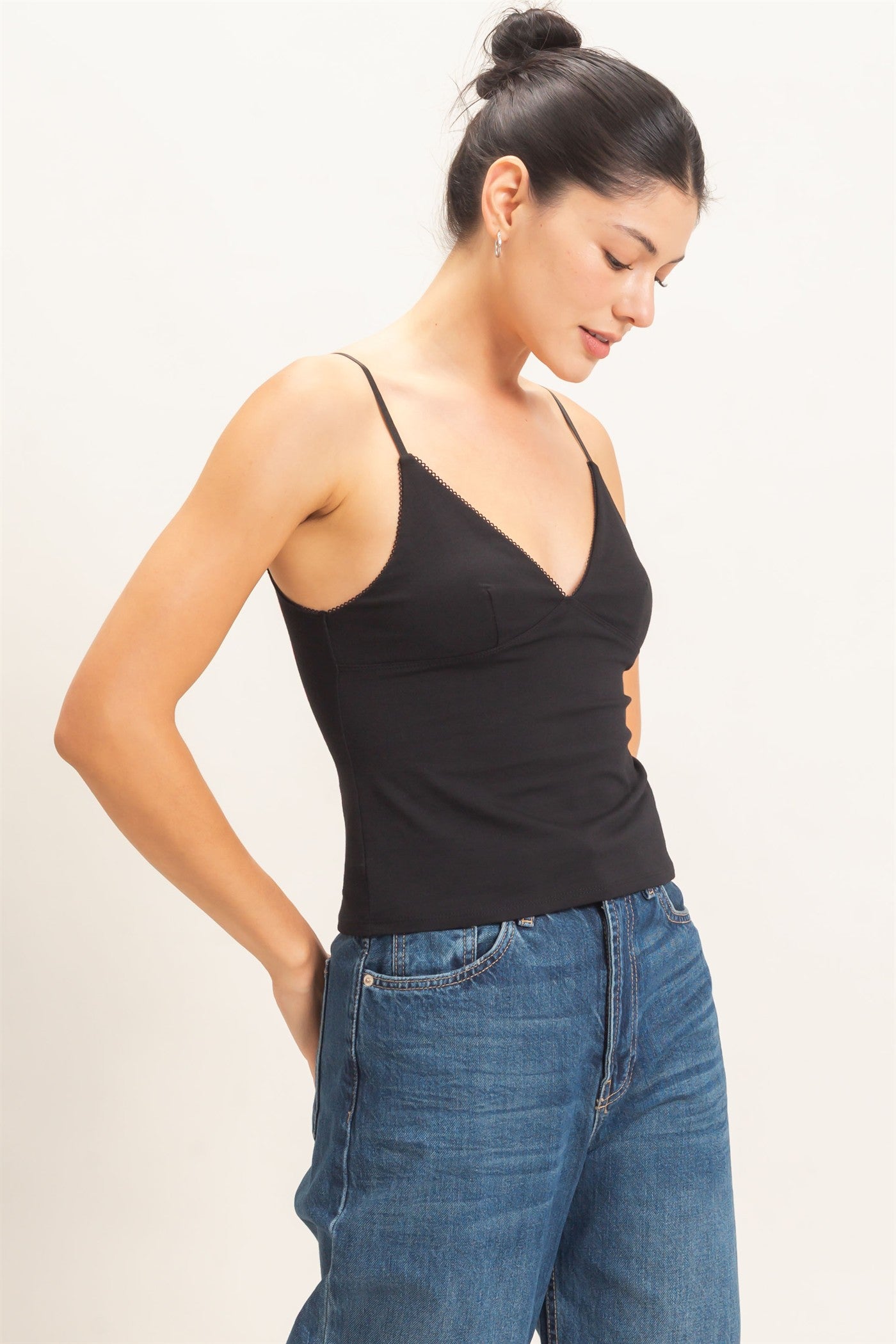 Wholesale Spaghetti Strap Bralette Top Camisoles HF26E621 BLACK HYFVE