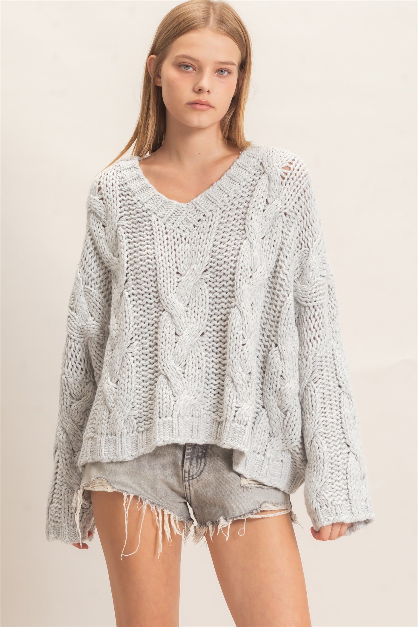 Wholesale Cable Knit V-Neck Sweater Sweaters HF26F175-D GRAY HYFVE
