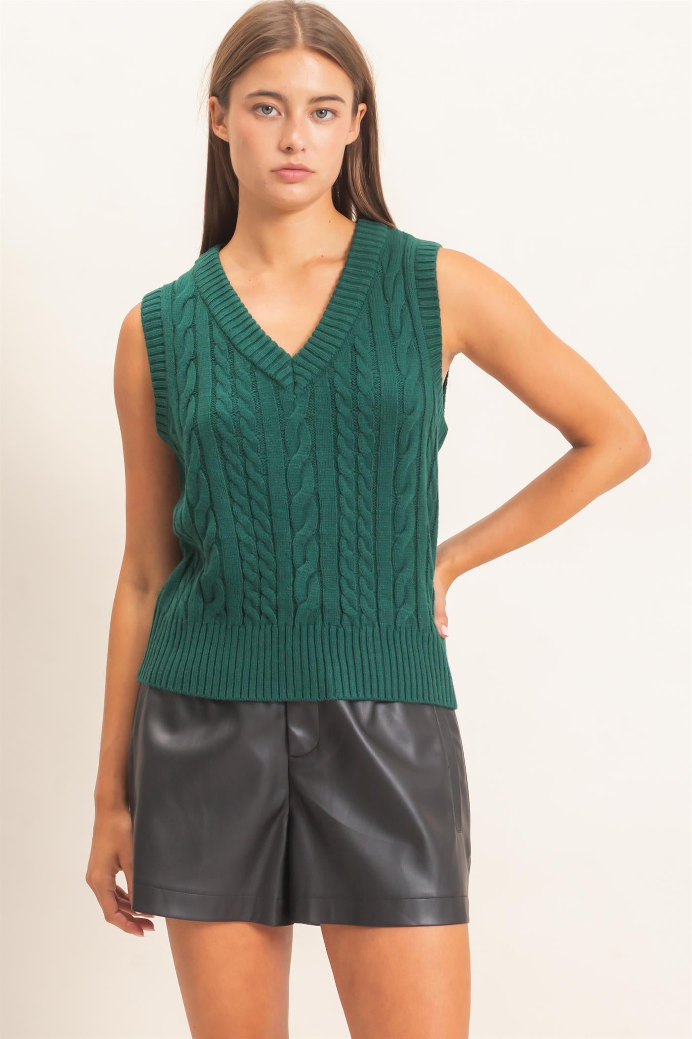 Wholesale Cable Knit V-Neck Sweater Vest Sweaters DZ26E548 DARK GREEN DOUBLE ZERO