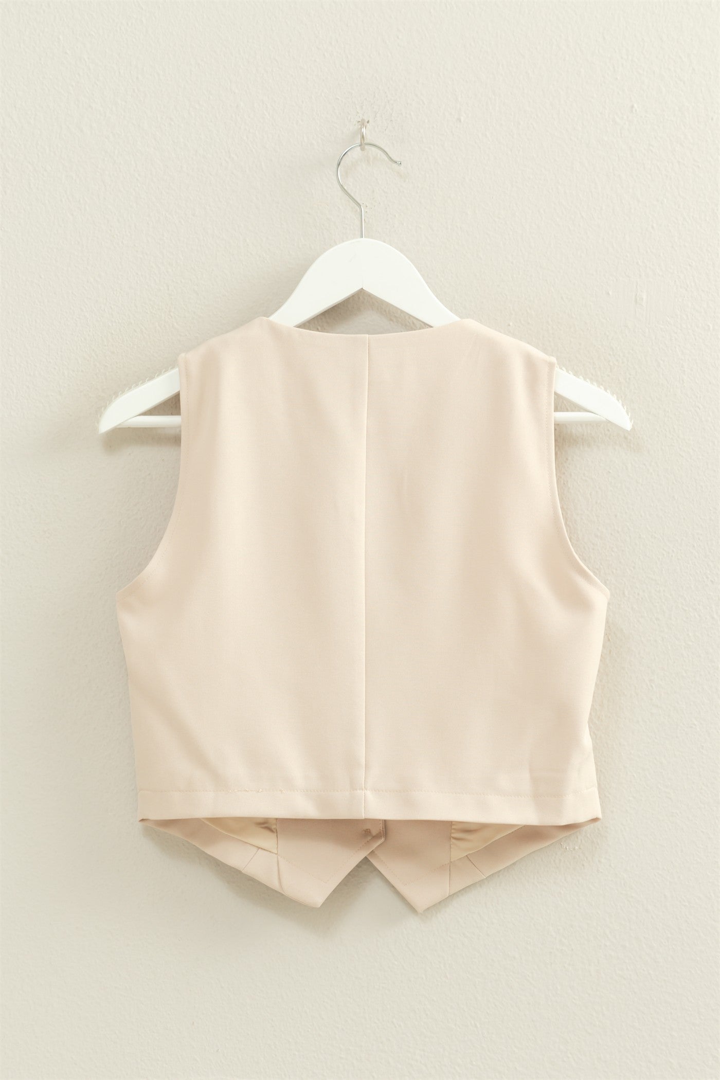 Wholesale Chic Sleeveless Vest Clothing Tops HF25C893 BEIGE HYFVE