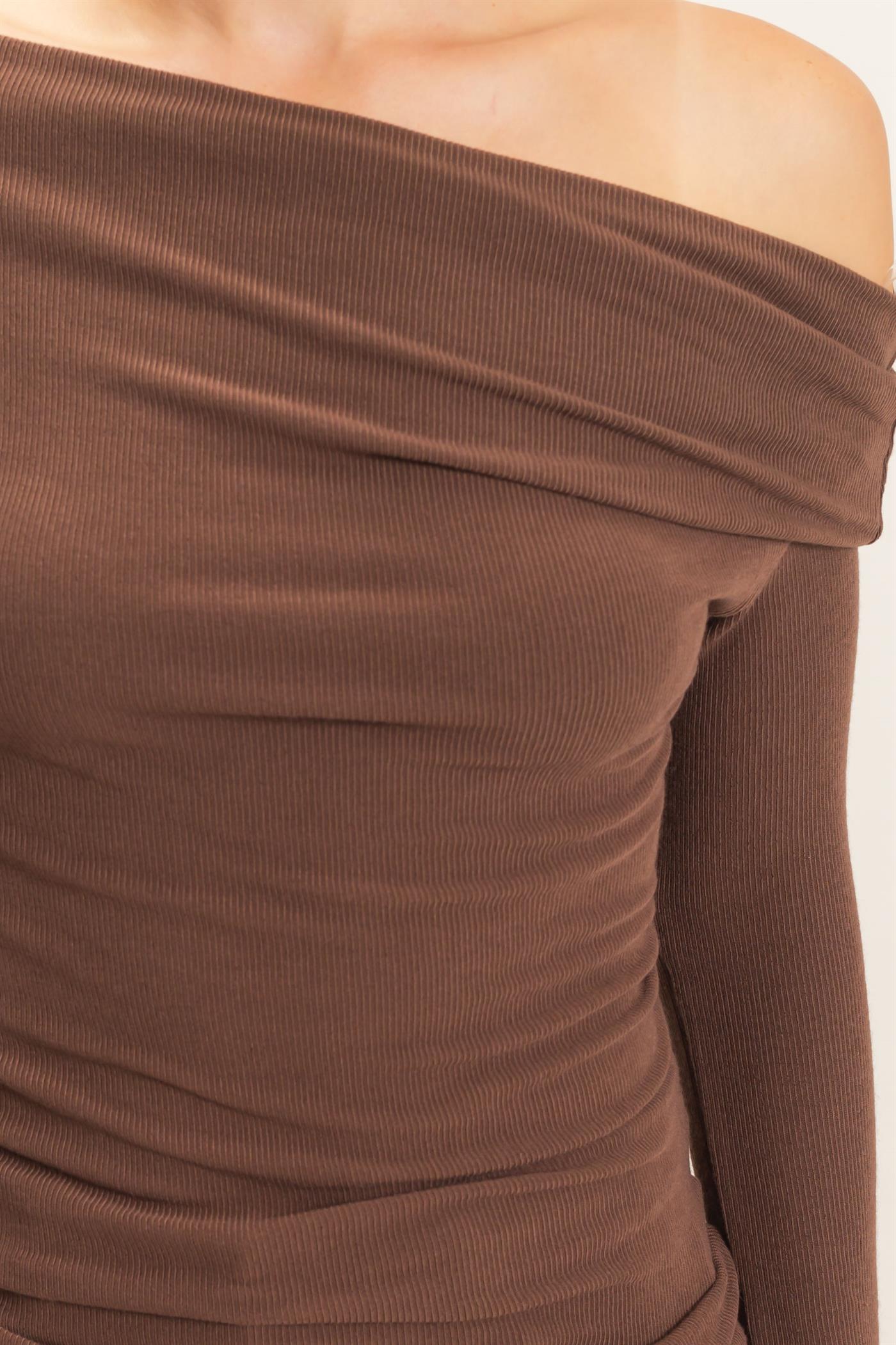 Wholesale Asymmetrical Off-Shoulder Top Clothing Tops HF26E377 CHESTNUT HYFVE