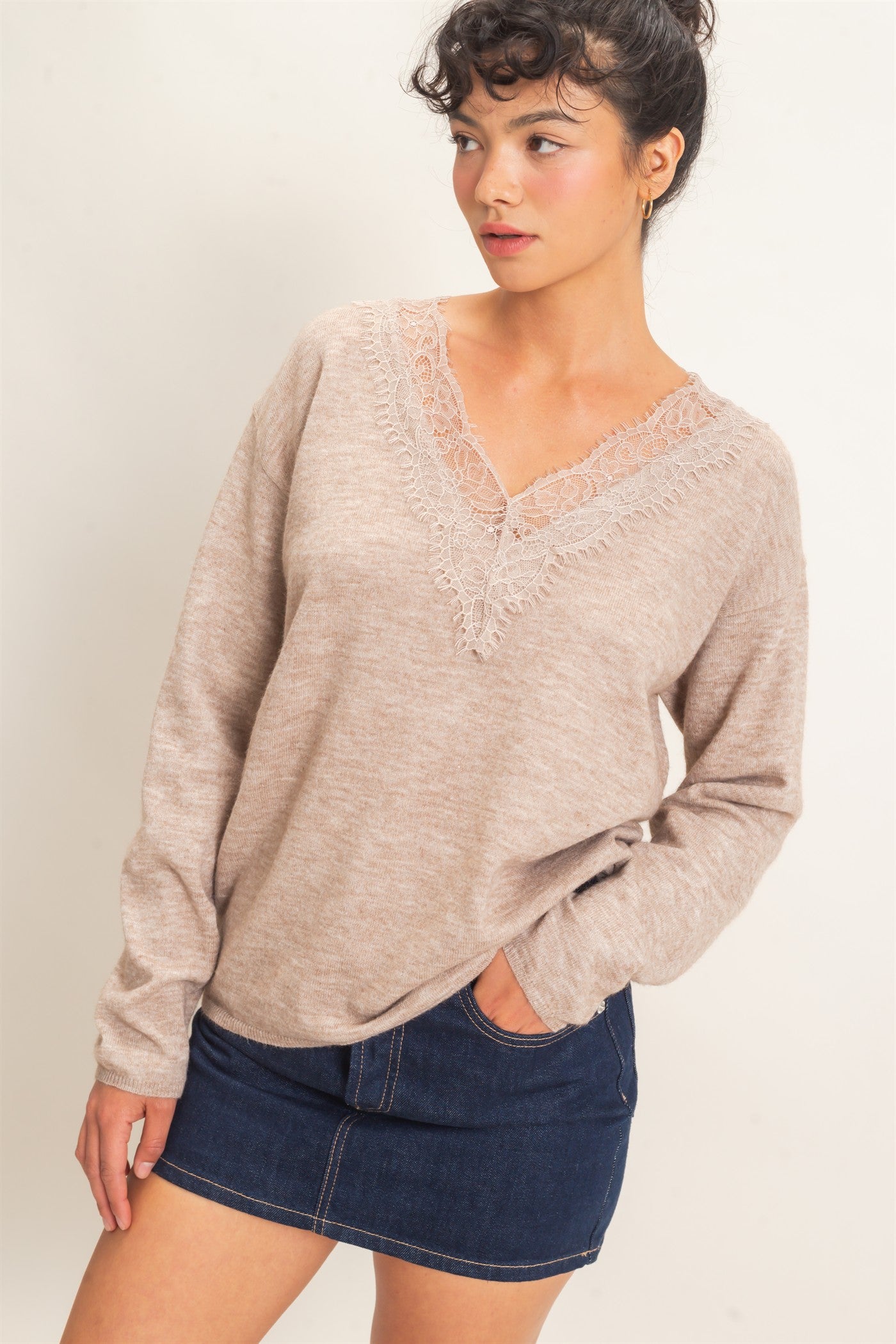 Wholesale Lace Trim V-Neck Sweater Sweaters DZ26E327 TAUPE DOUBLE ZERO