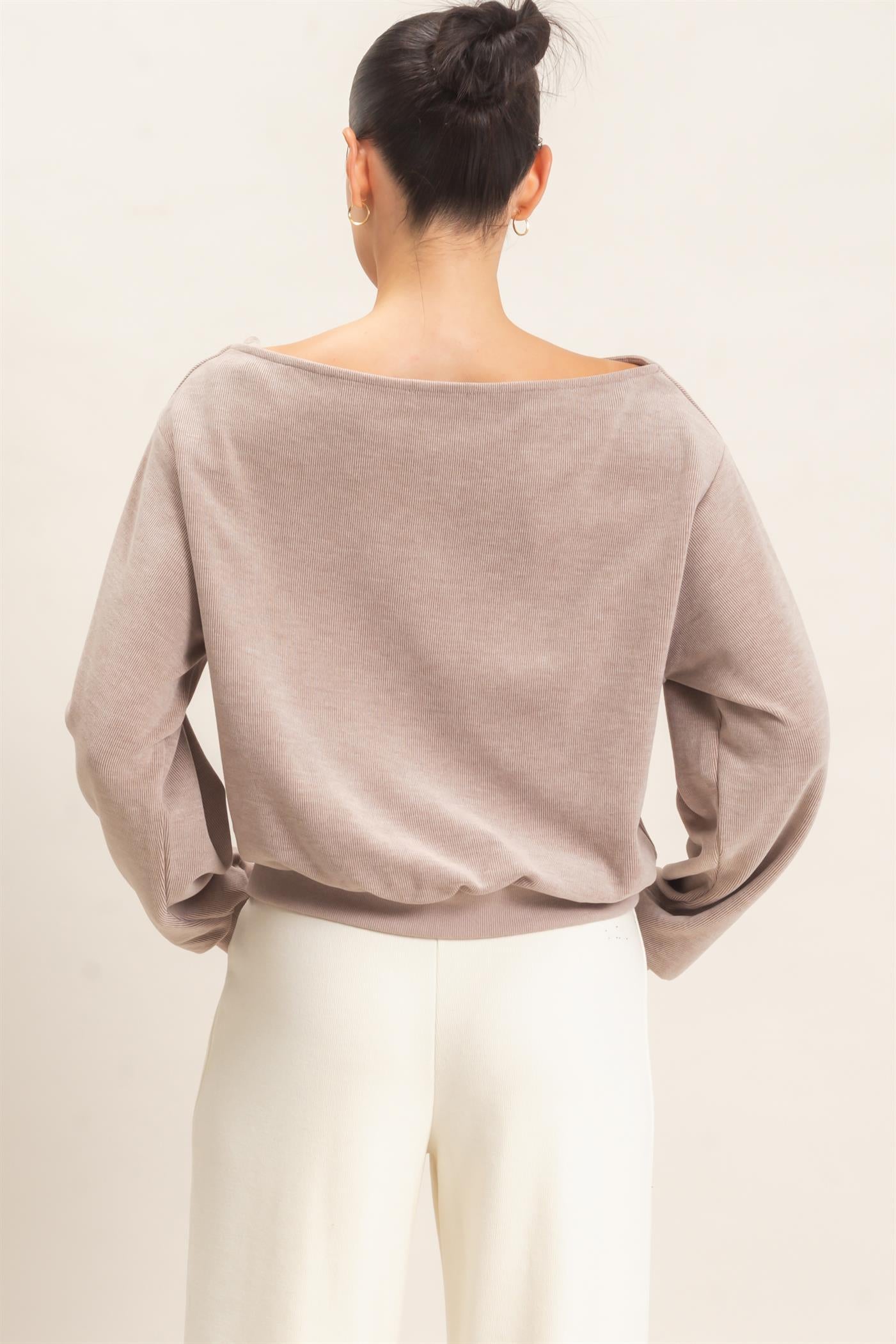 Wholesale Studded Crew Neck Sweatshirt Sweatshirts HF26E545 BEIGE HYFVE