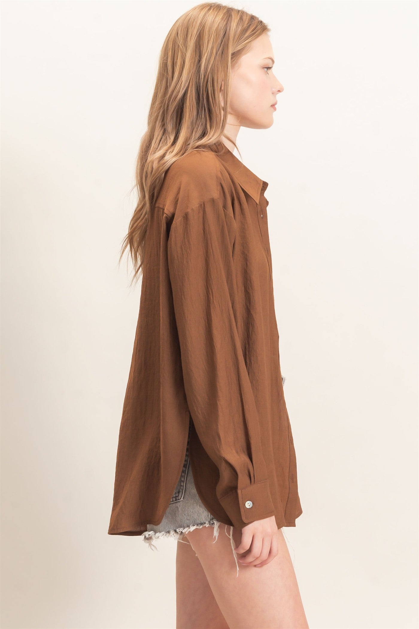 Wholesale Crinkled Button-Up Shirt Clothing Tops HF26E691 BROWN HYFVE