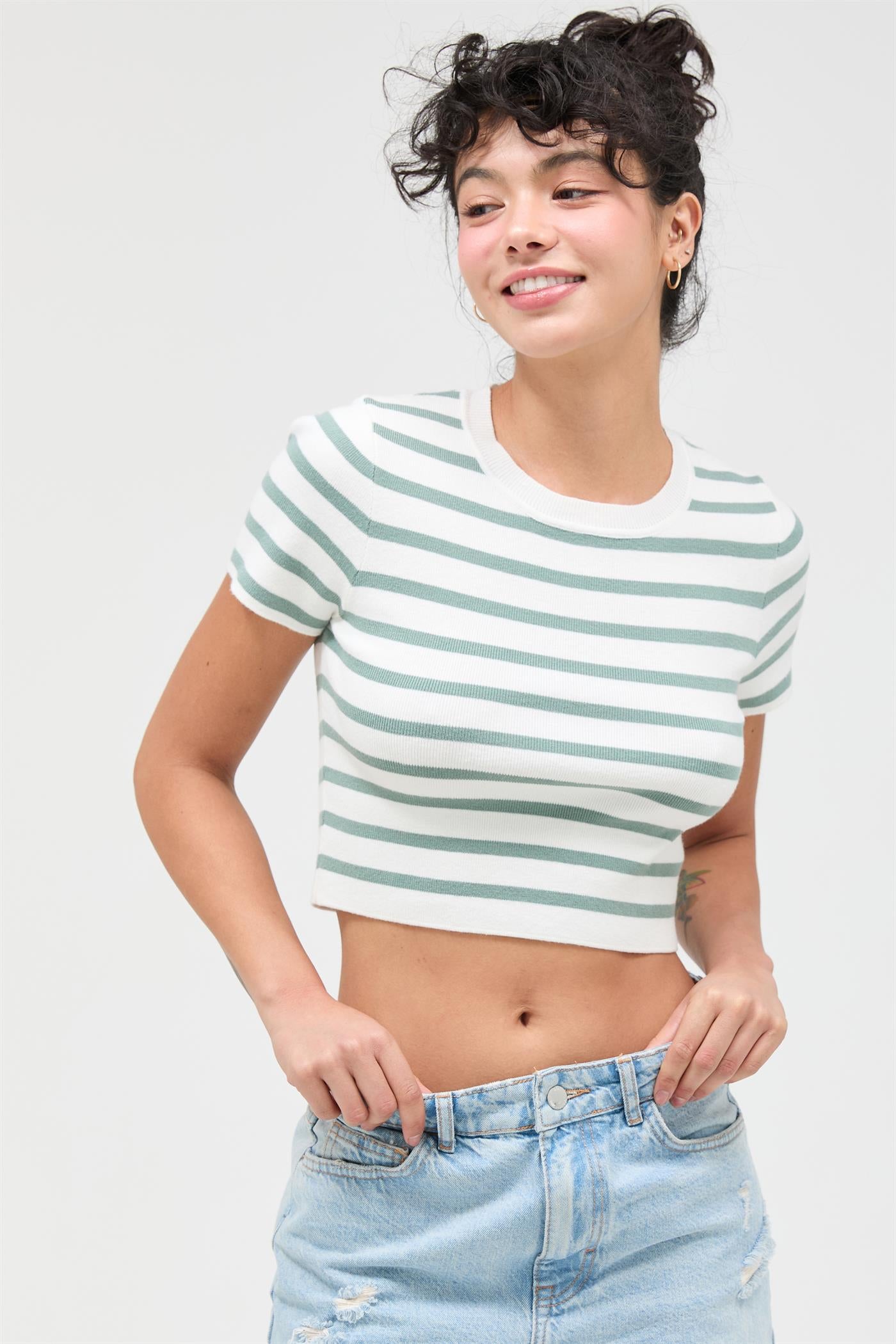 Wholesale Striped And Knit Crew Neck Crop Top Clothing Tops DZ26A139 SAGE GREEN DOUBLE ZERO