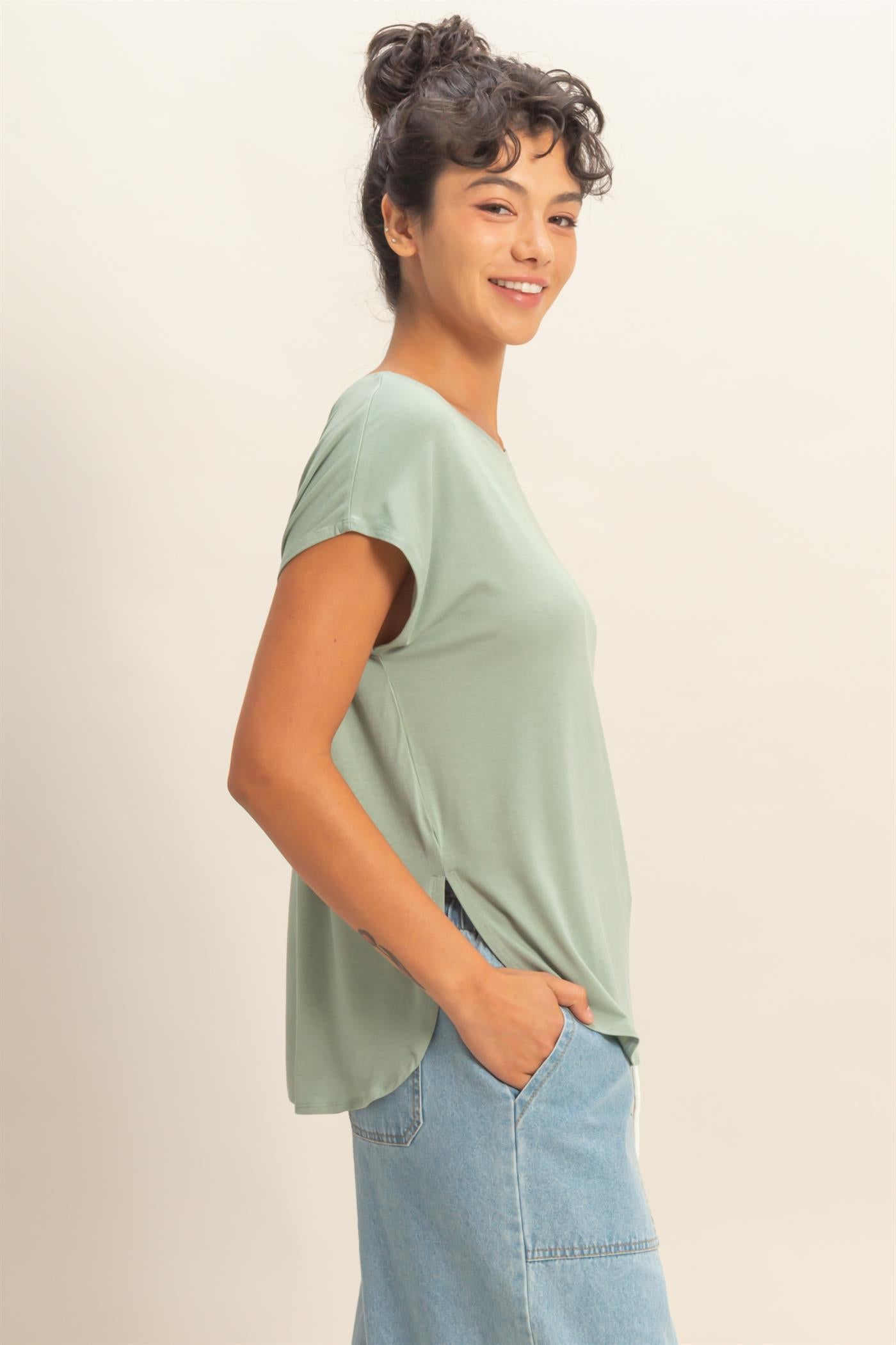 Wholesale Relaxed Dolman Short Sleeve  Round Neck Top Shirts DZ26A270 SAGE GREEN DOUBLE ZERO
