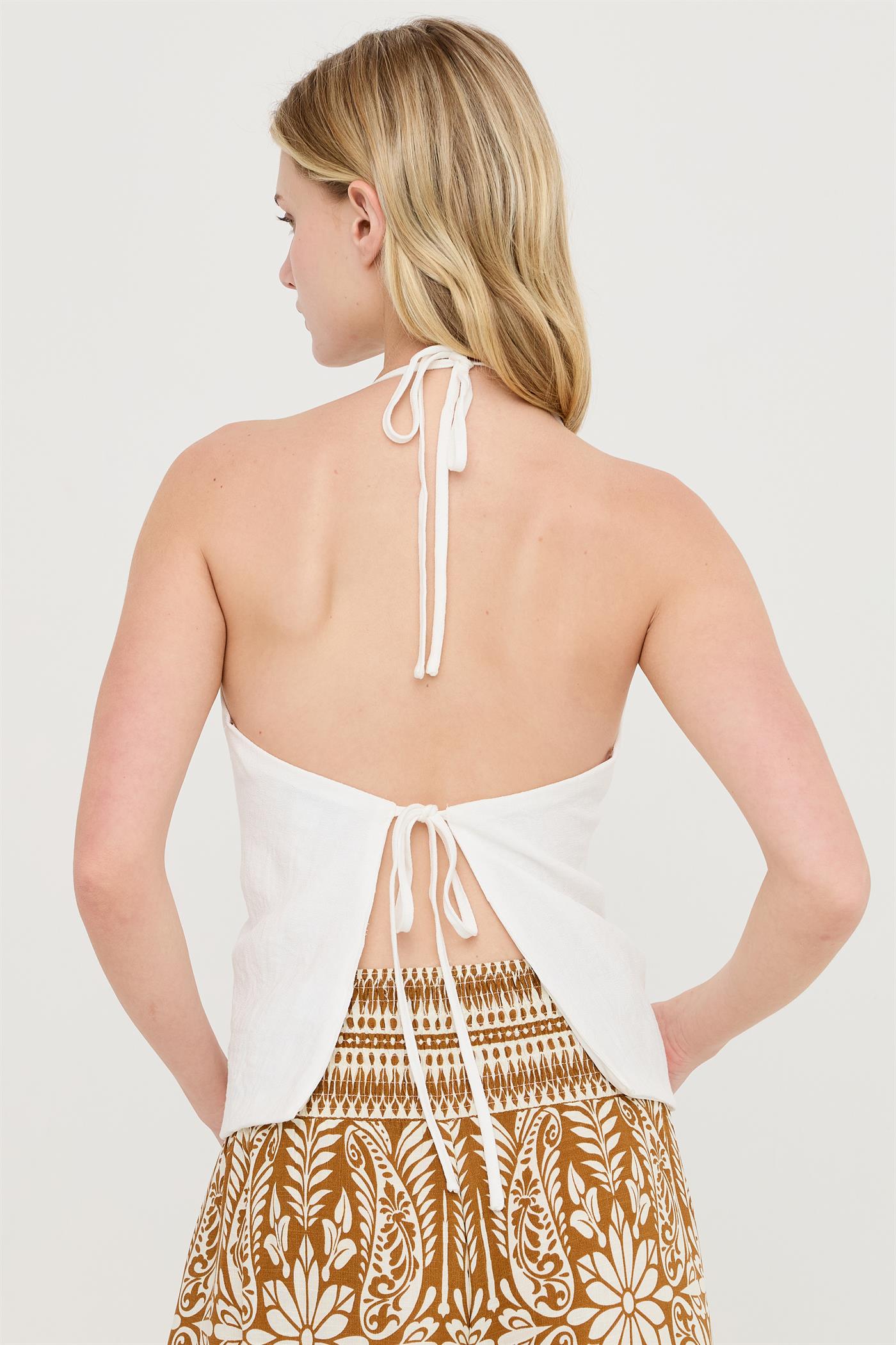 Wholesale Button Front Halter Top Clothing Tops HF26C130 WHITE HYFVE