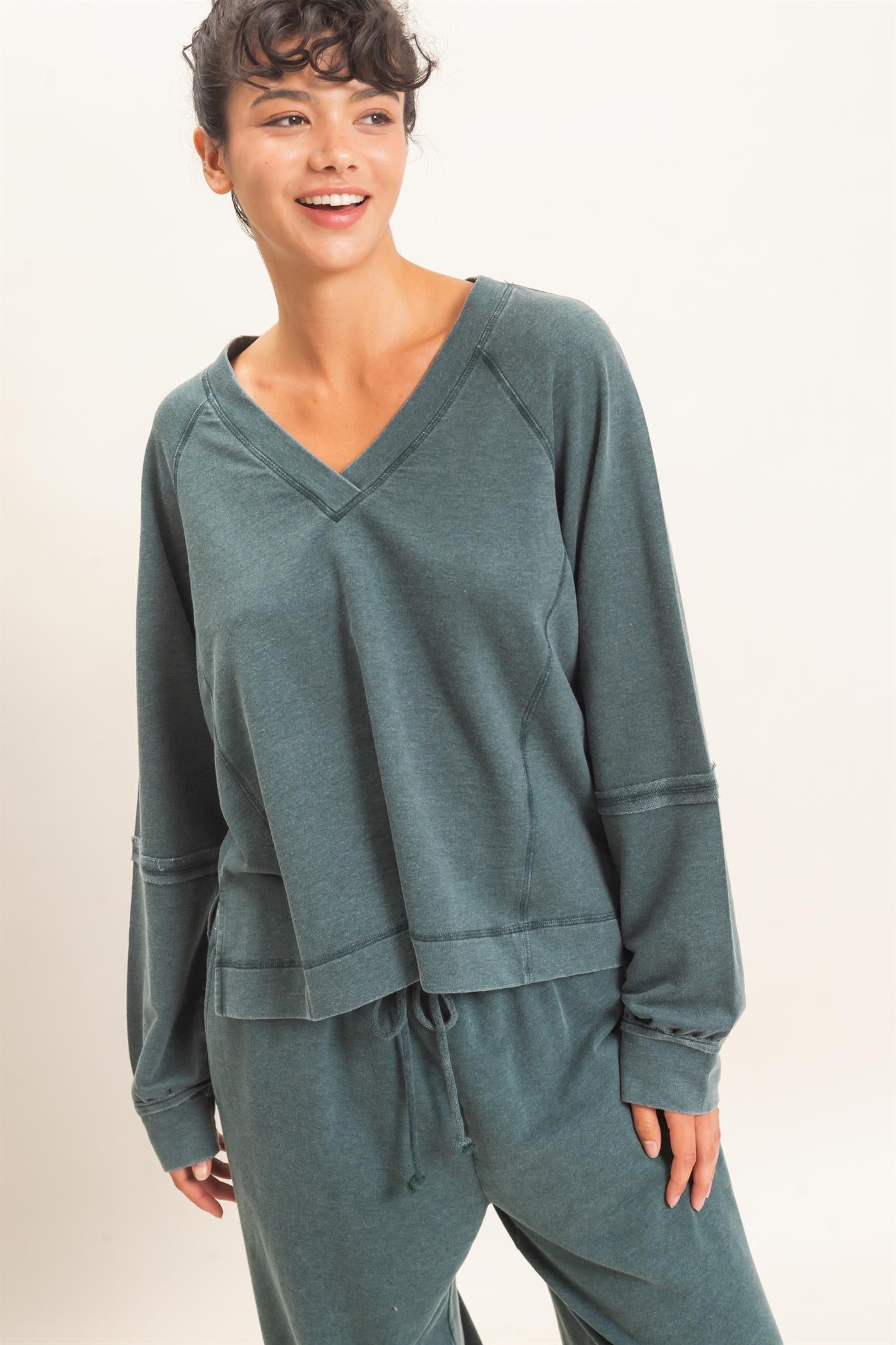 Wholesale Mineral Wash V-Neck Seam Detail Sweatshirt Sweatshirts DZ26F014 DARK GREEN DOUBLE ZERO