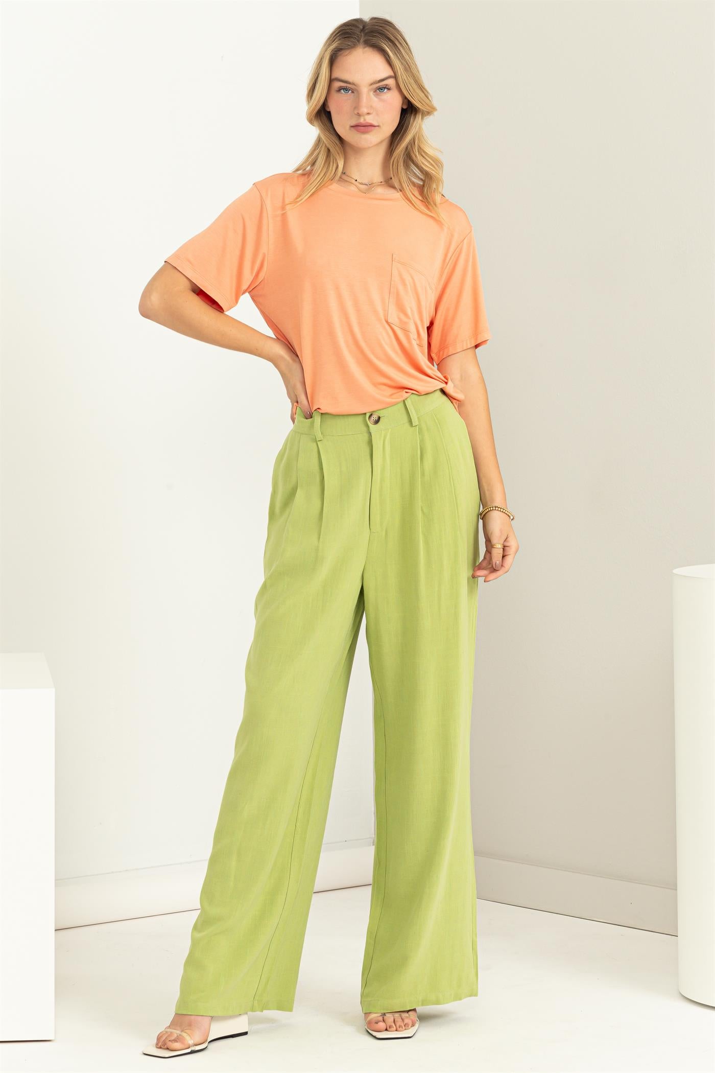 Wholesale Oversized Pocket Tee Clothing Tops DZ23C568 CREAMY PEACH HYFVE