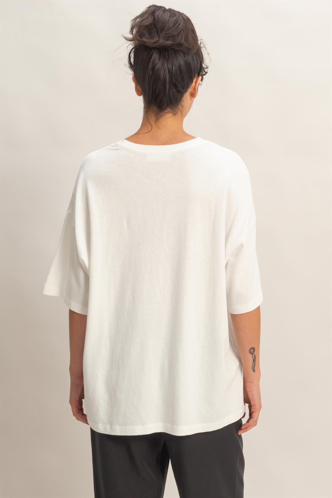 Wholesale Oversized Varsity Style V-Neck Graphic T-Shirt T-Shirts DZ26C200 OFF WHITE DOUBLE ZERO