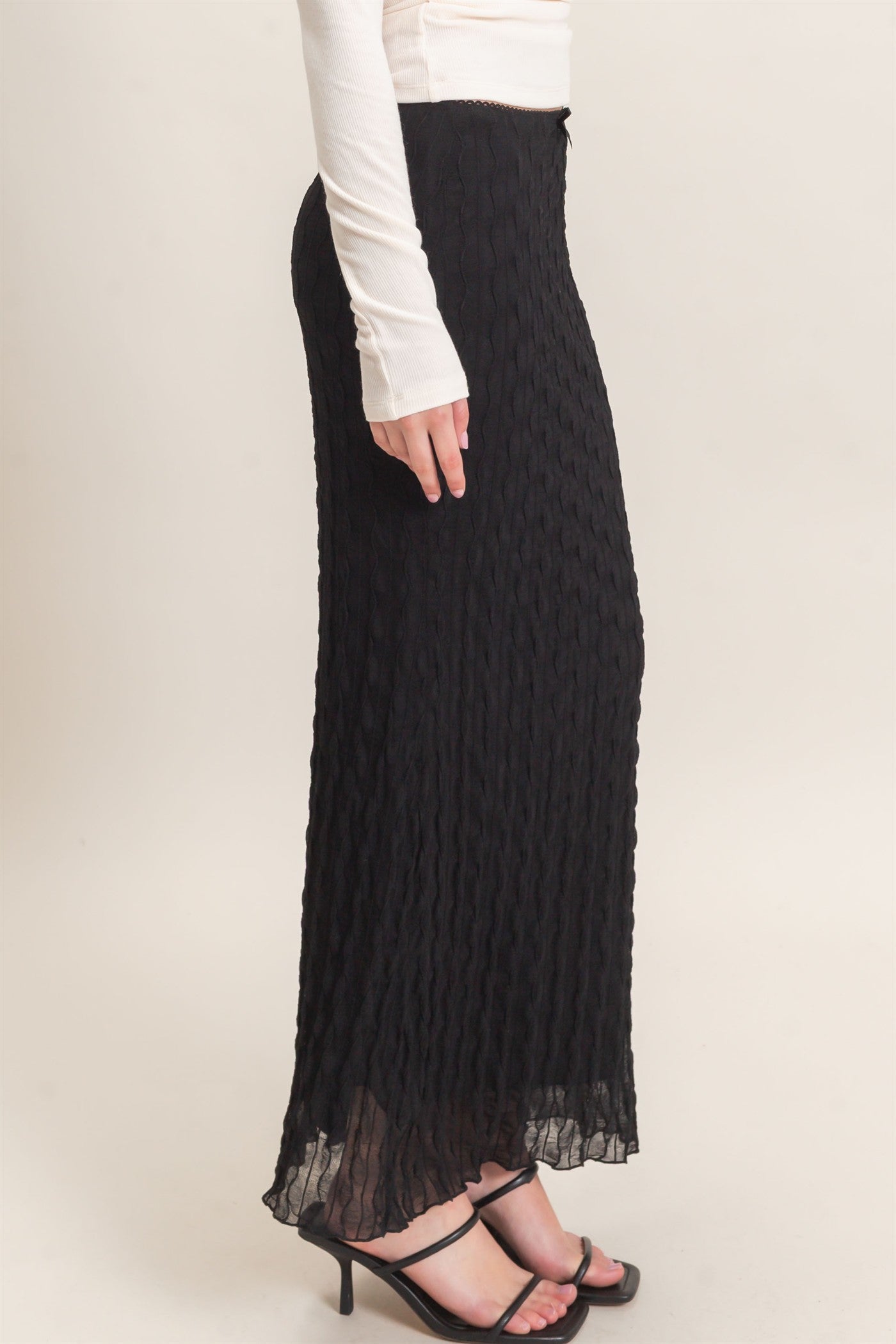 Wholesale Textured Maxi Skirt Skirts HF26F074 BLACK HYFVE