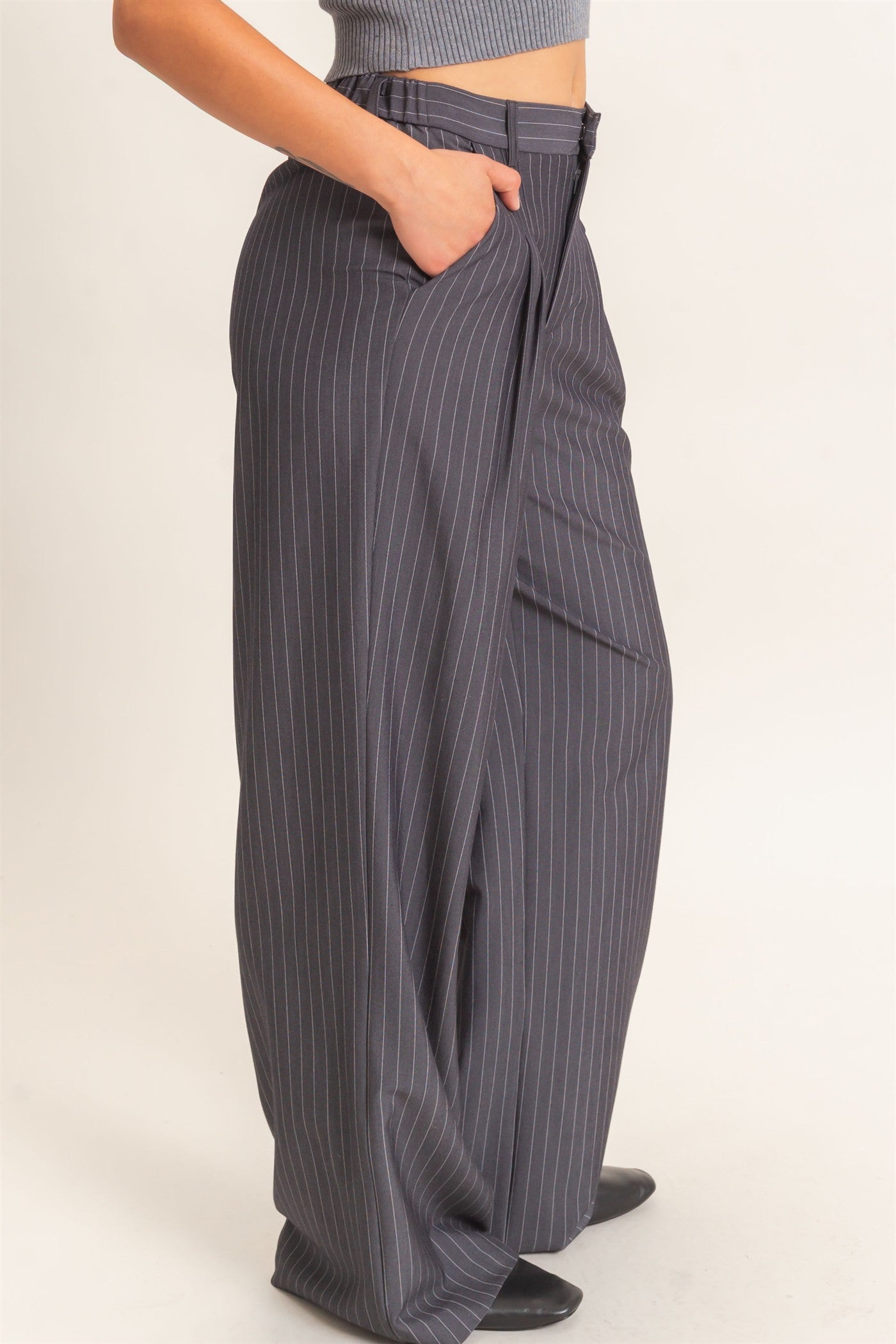 Wholesale Pinstripe Wide-Leg Trousers Pants DZ26E426 DARK GRAY DOUBLE ZERO