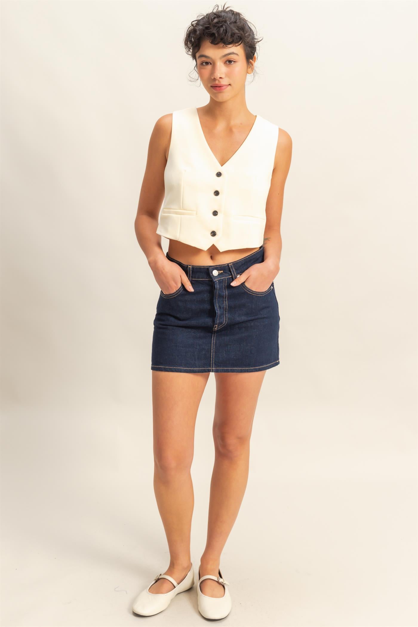 Wholesale Tailored Button-Down Vest Vests DZ25E126 CREAM DOUBLE ZERO