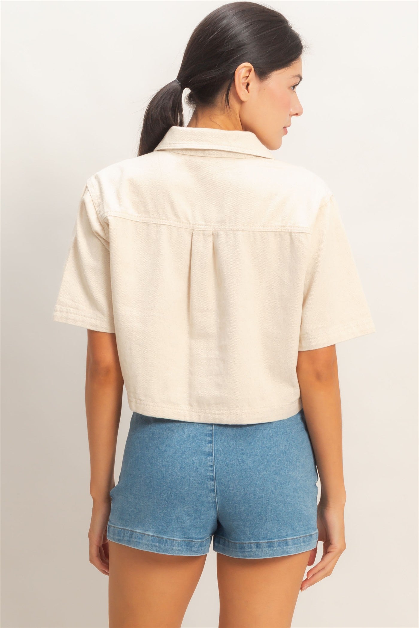 Wholesale Collared V-Neck Top Clothing Tops HF26E444 OATMEAL HYFVE