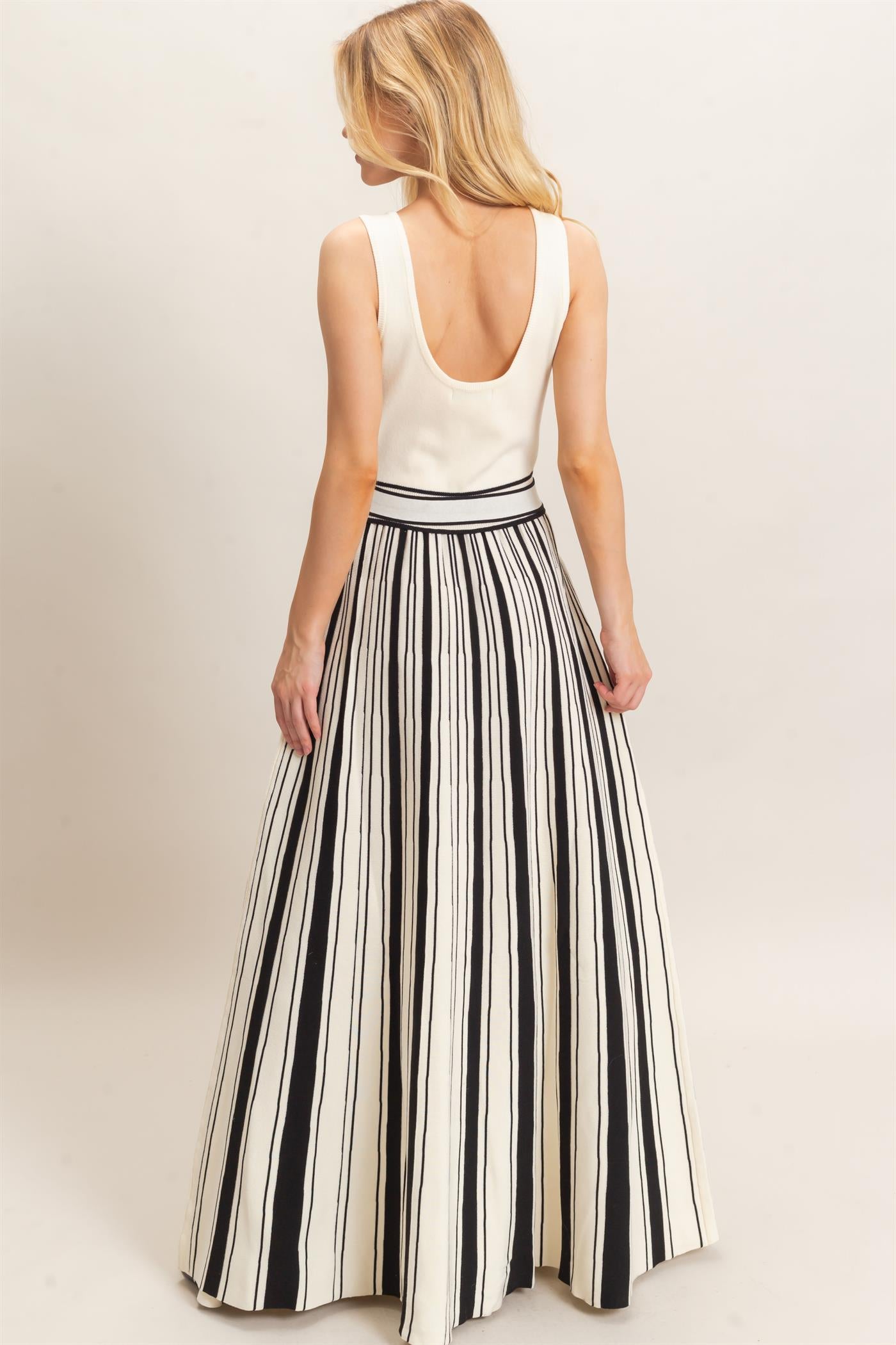 Wholesale Sleeveless Scoop Neck Dress Dresses HF26C571 CREAM HYFVE