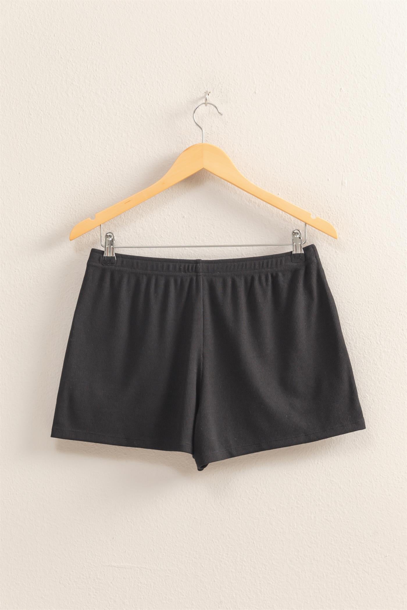 Wholesale High Waist Button Detail Flowy Shorts Shorts DZ25A934 BLACK DOUBLE ZERO