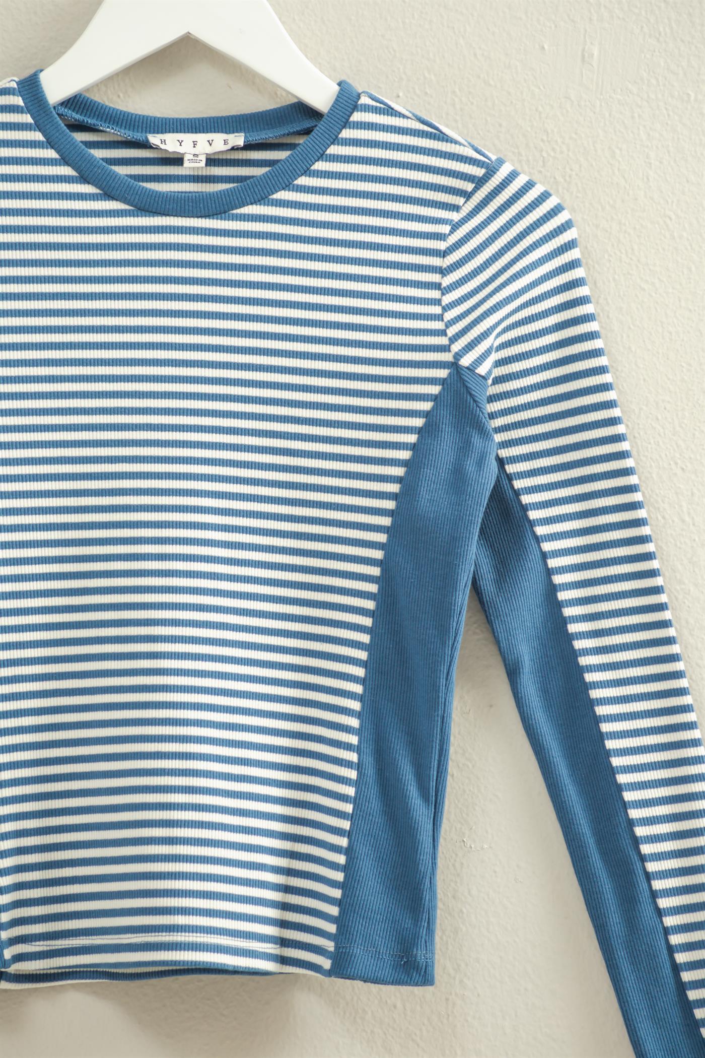 Wholesale Striped Long Sleeve Knit Top T-Shirts HF25F067 BLUE HYFVE