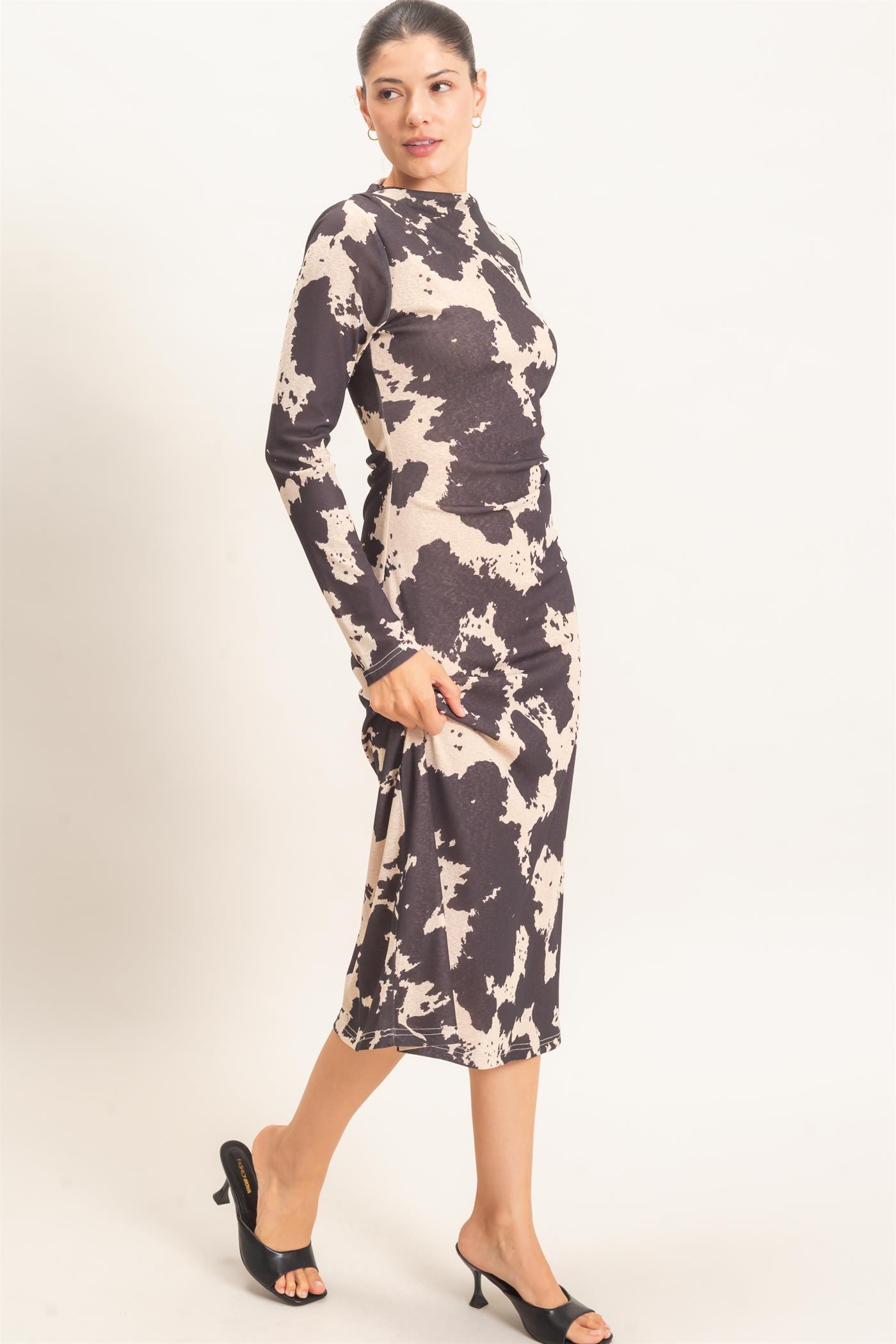Wholesale Cow Print Knit Midi Dress Dresses HF26E780 BLACK HYFVE