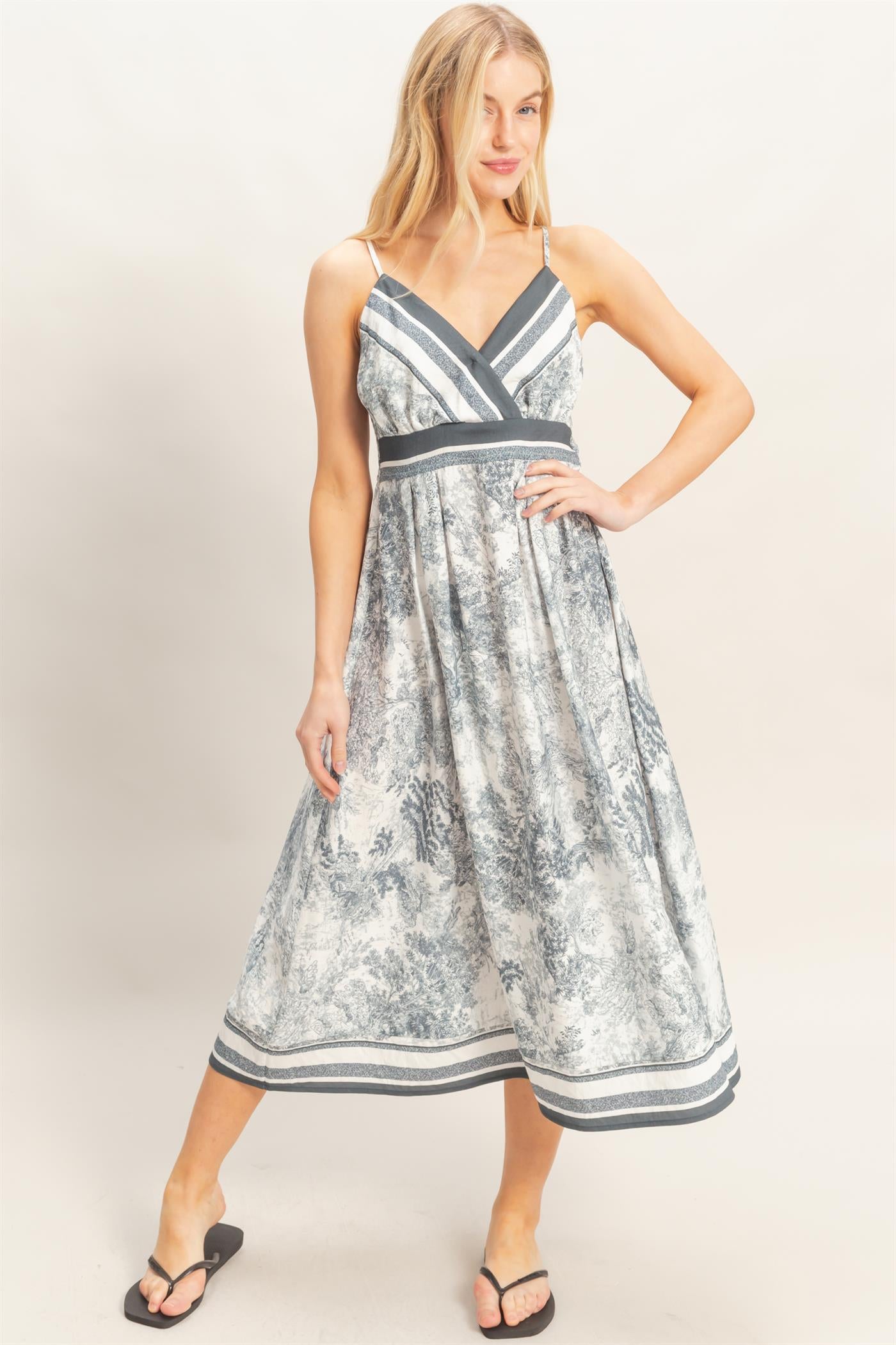 Wholesale Printed V-Neck A-Line Dress Dresses HF26A144 GRAY HYFVE